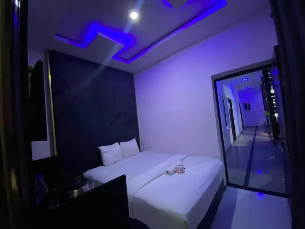 Deluxe Single Room - single occupancy in Palazzo Apartments Deluxe Single Room - single occupancy in Palazzo Apartments
