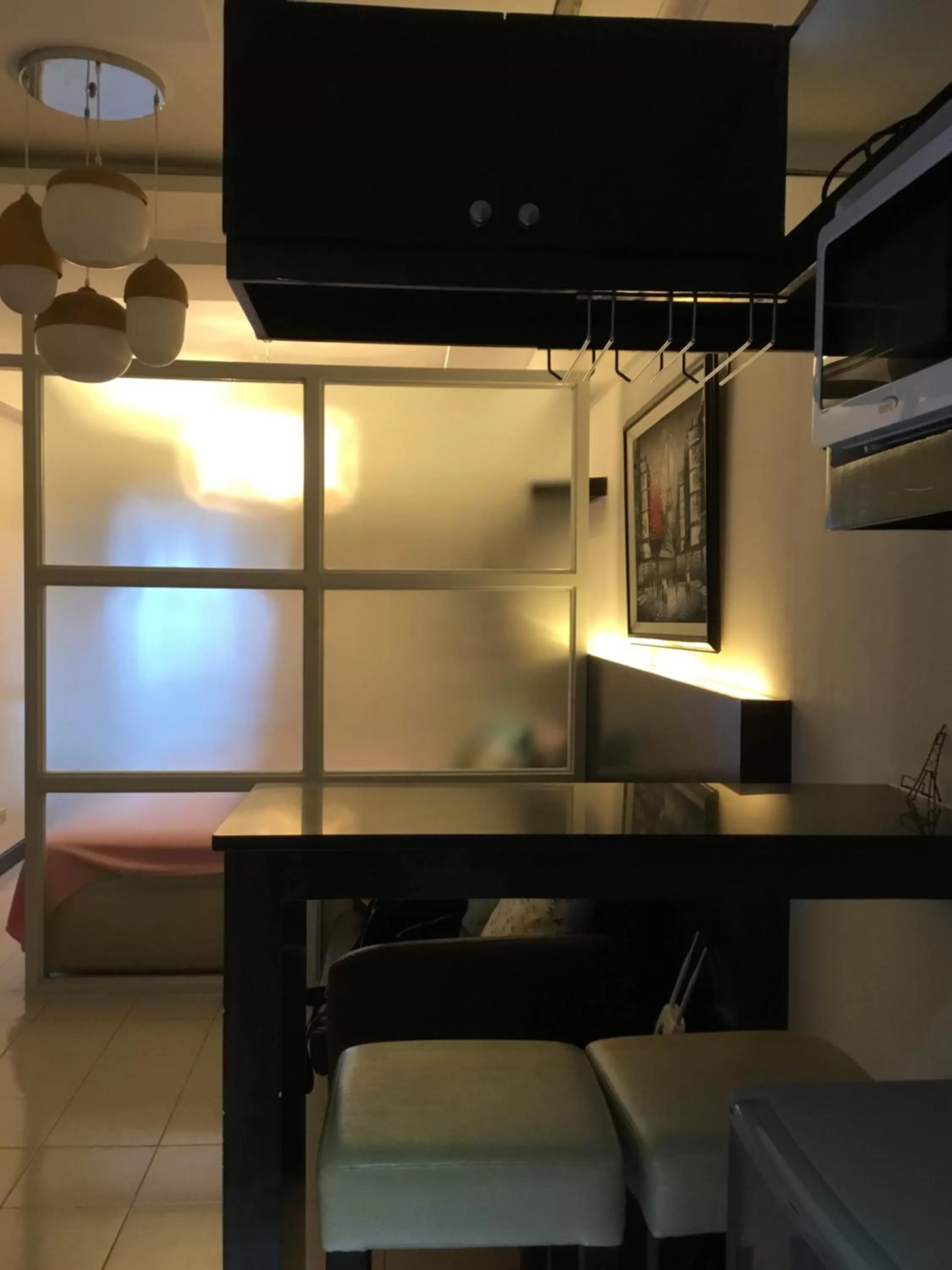 Bed in Condo with Free Swimming Pool & Viewing Deck