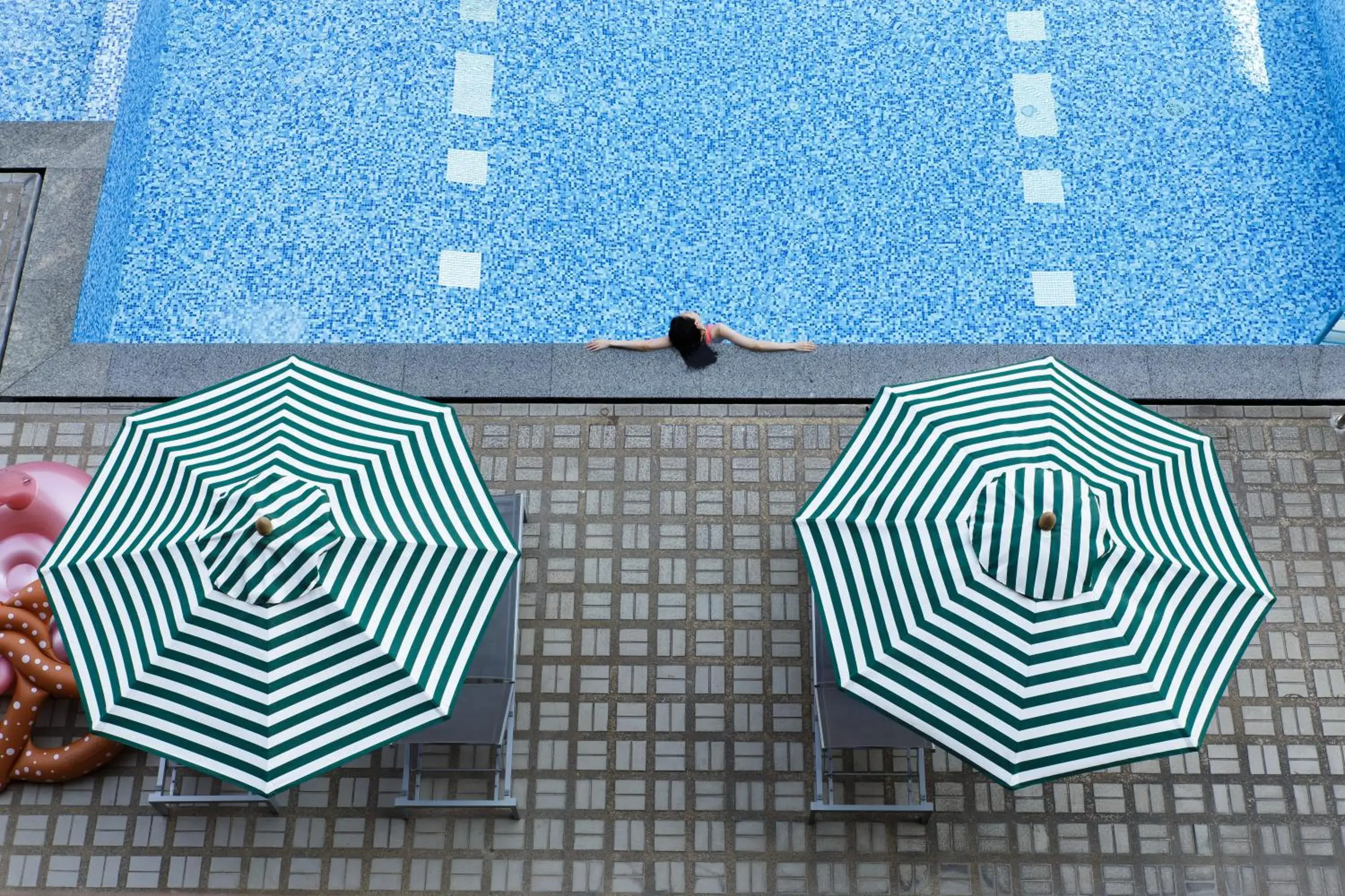 Swimming pool in Jazzotel Bangkok- SHA Extra Plus