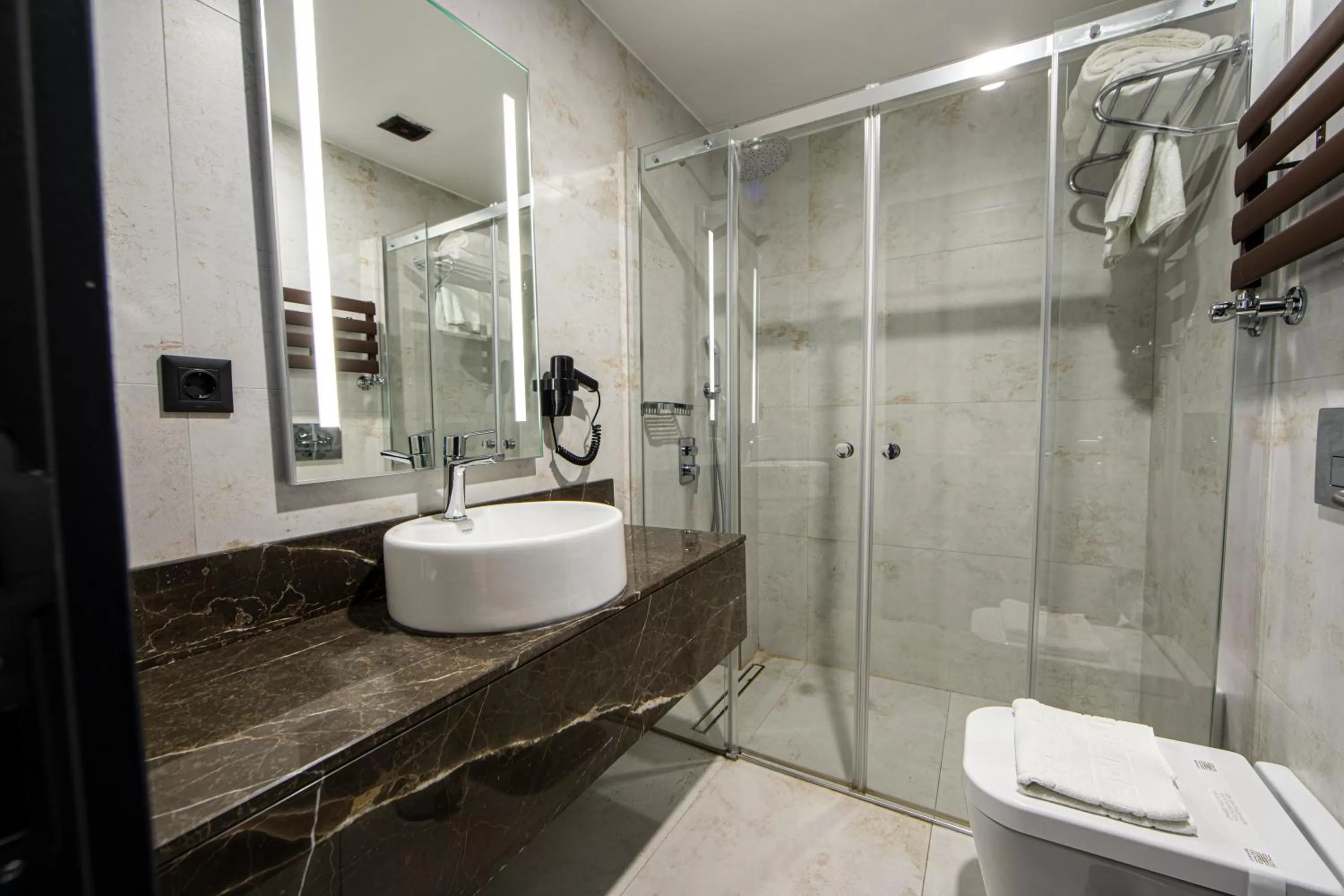 Bathroom in MENALO HOTEL PREMIUM ISTANBUL AIRPORT