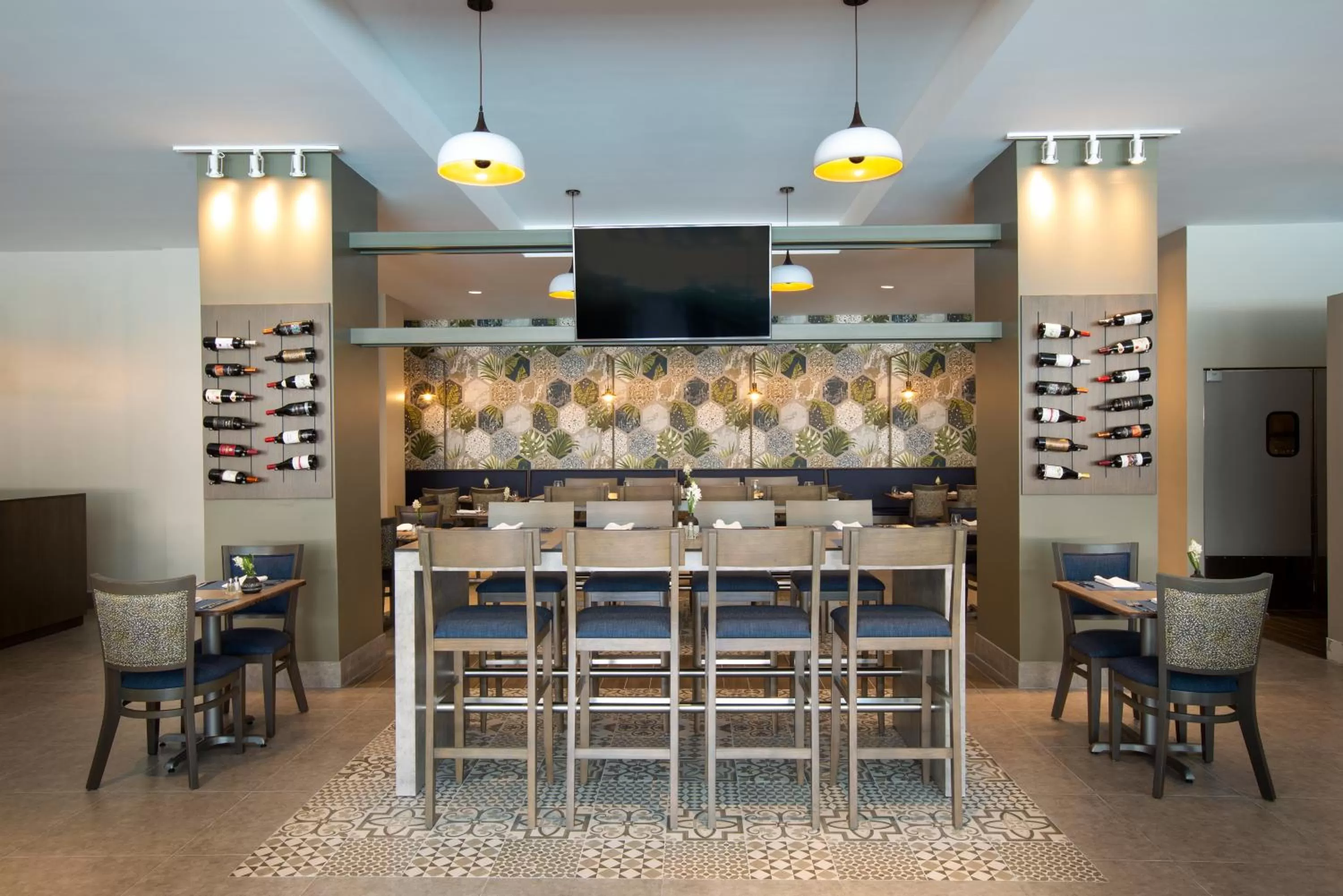 Restaurant/places to eat in Crowne Plaza San Jose La Sabana by IHG