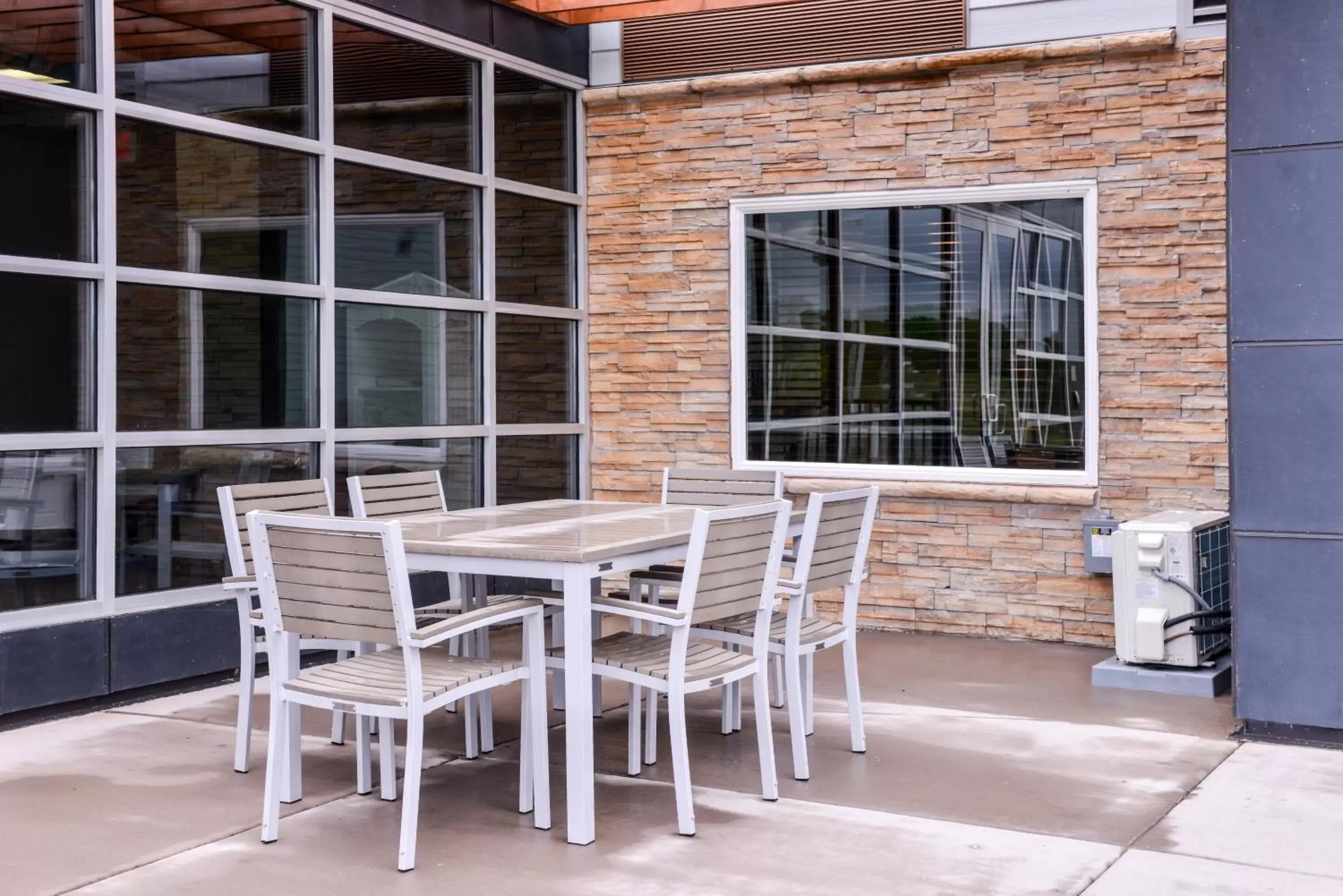 Patio in Country Inn & Suites by Radisson, Ft. Atkinson, WI