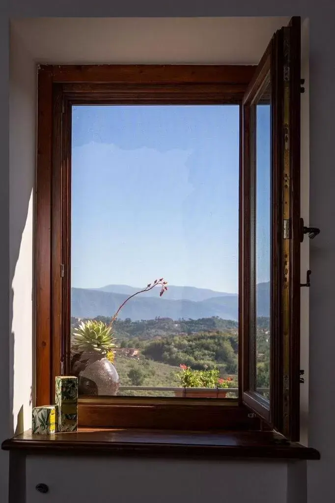 View (from property/room), Mountain View in Casale San Pietro