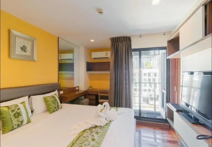 Bed in Silom Forest Exclusive Residence