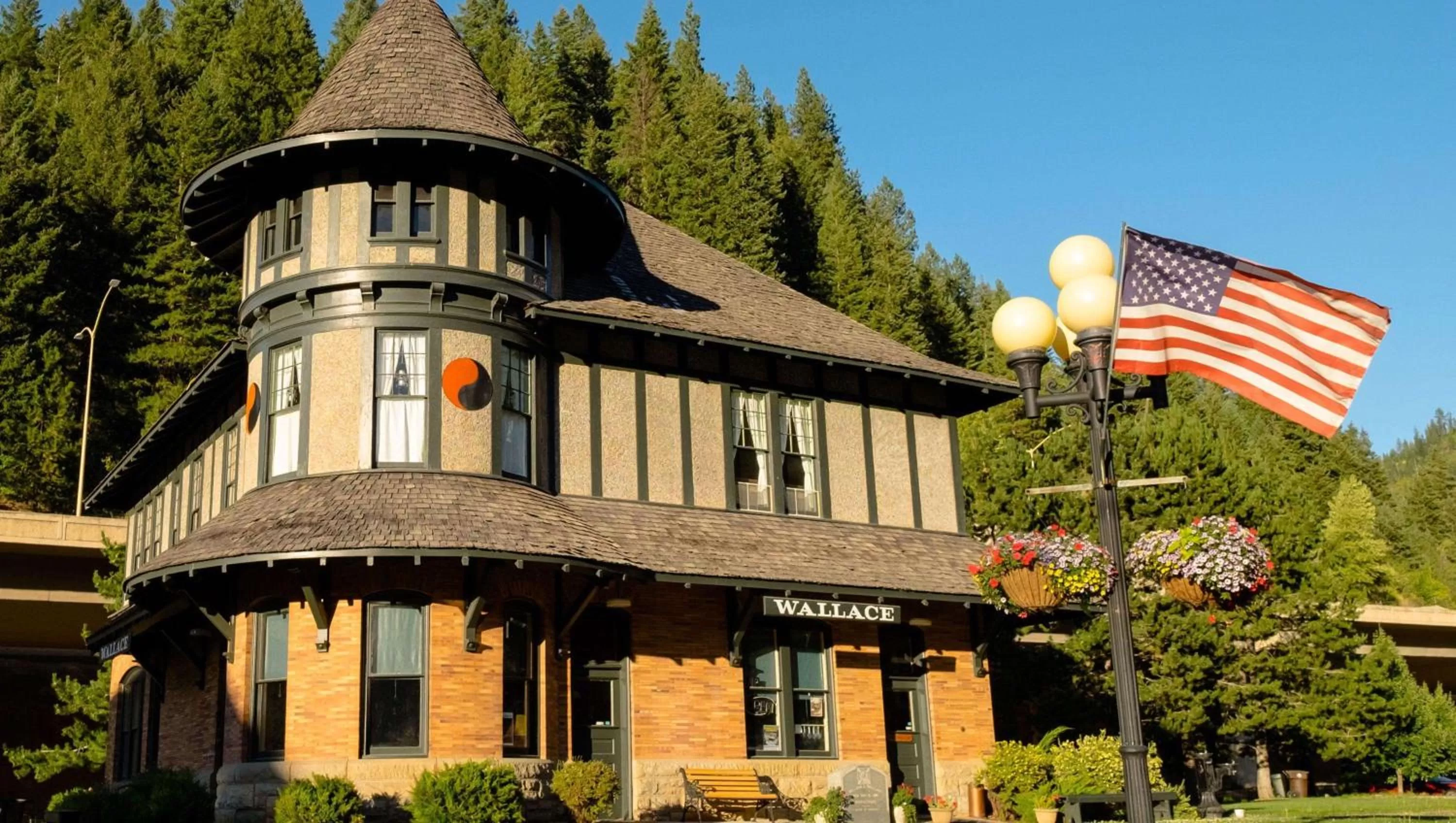 Nearby landmark in Stardust Motel Wallace