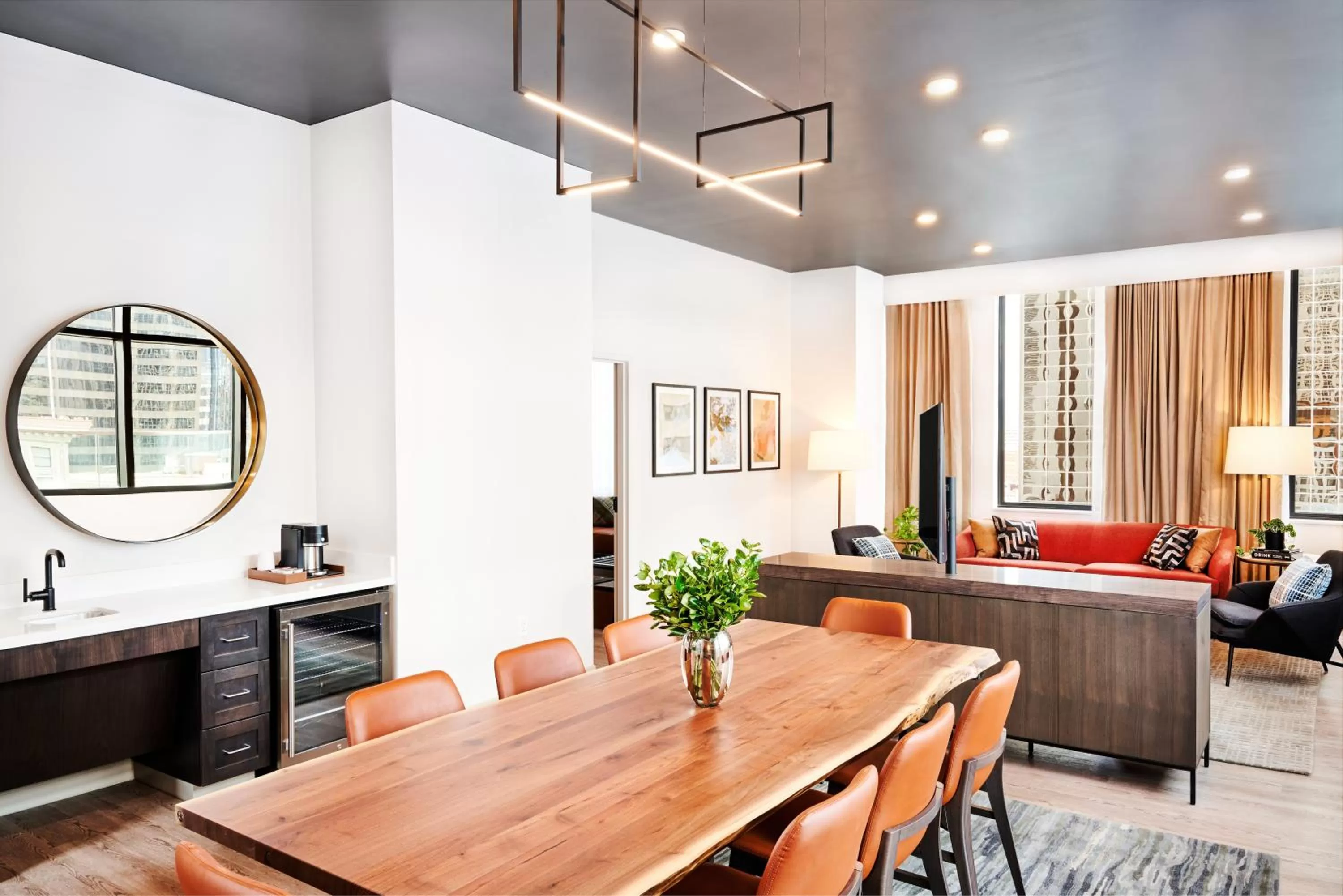 Dining area in Hyatt Centric Downtown Denver