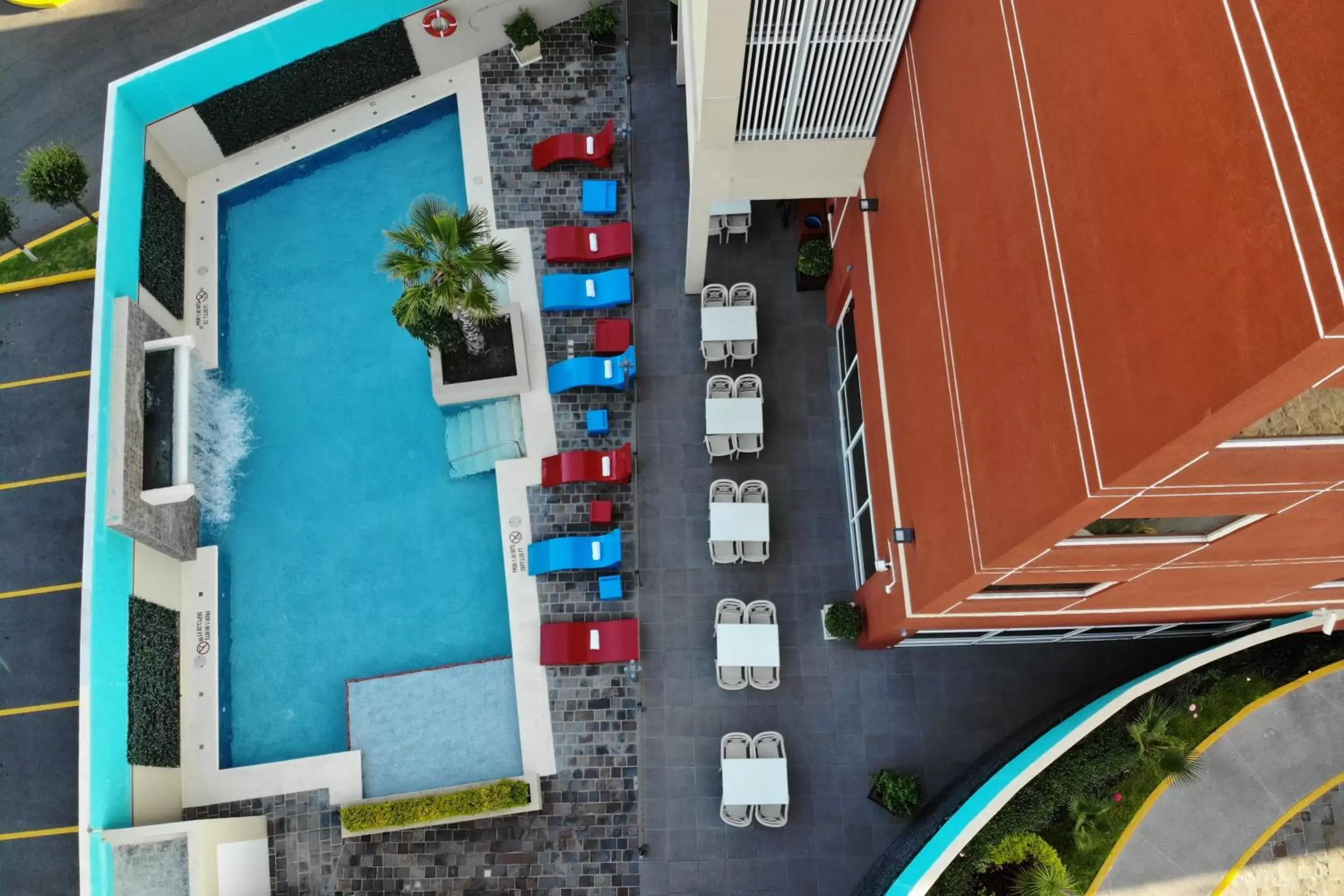 Swimming pool, Floor Plan in Four Points by Sheraton Queretaro Norte