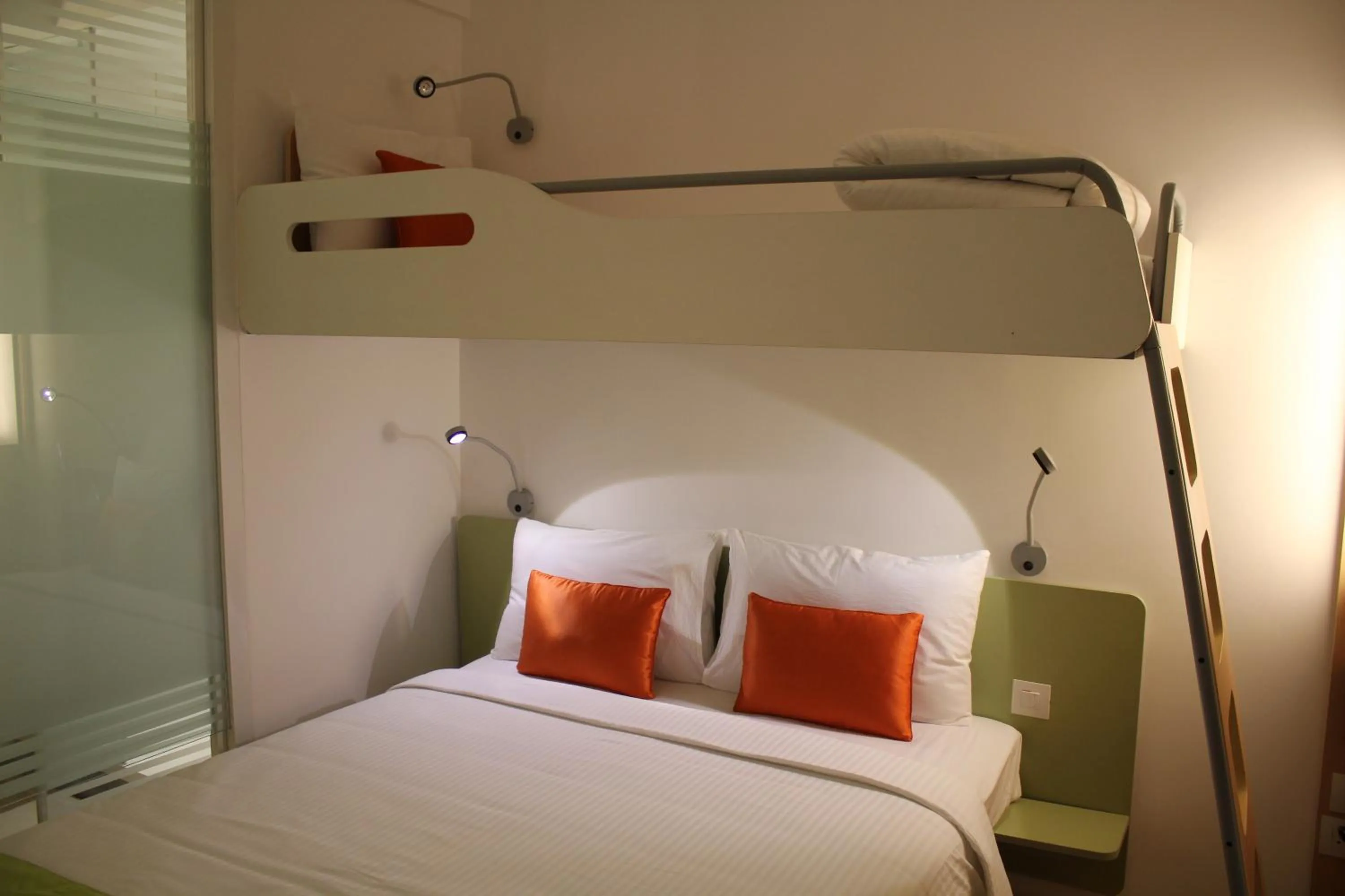 Bed in Ginger Lucknow