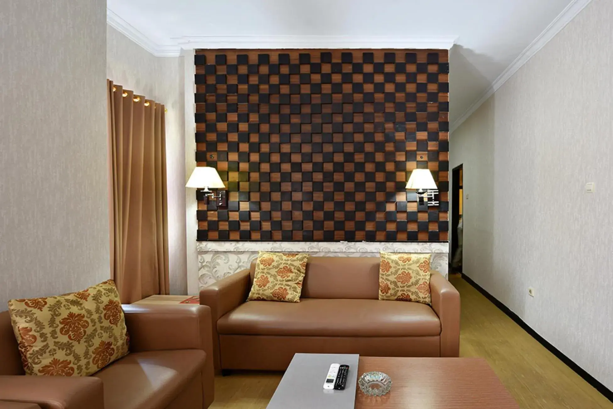 Living room, Seating Area in Puri Saron Denpasar Hotel