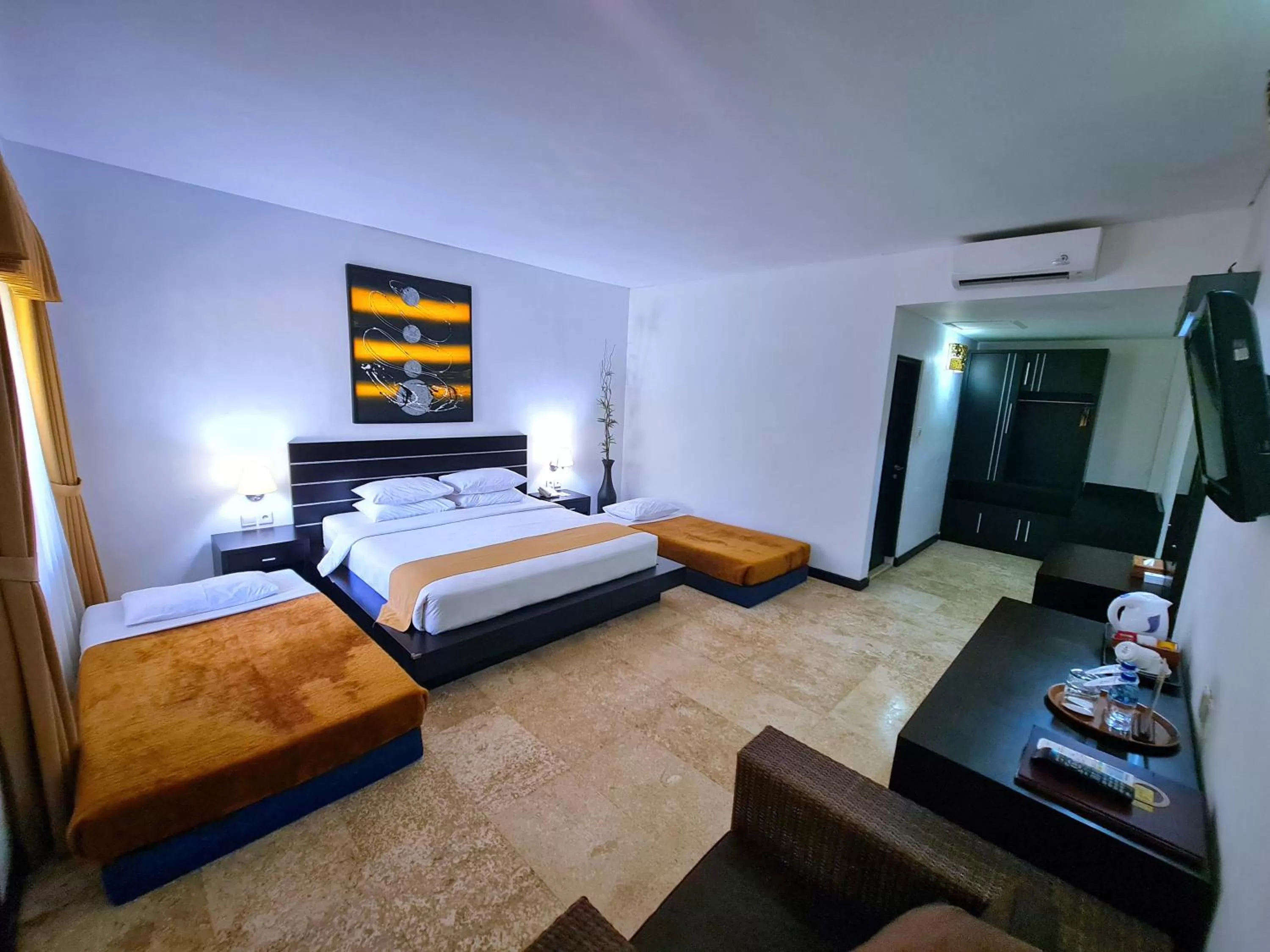 Family Superior Room in Satriya Cottages