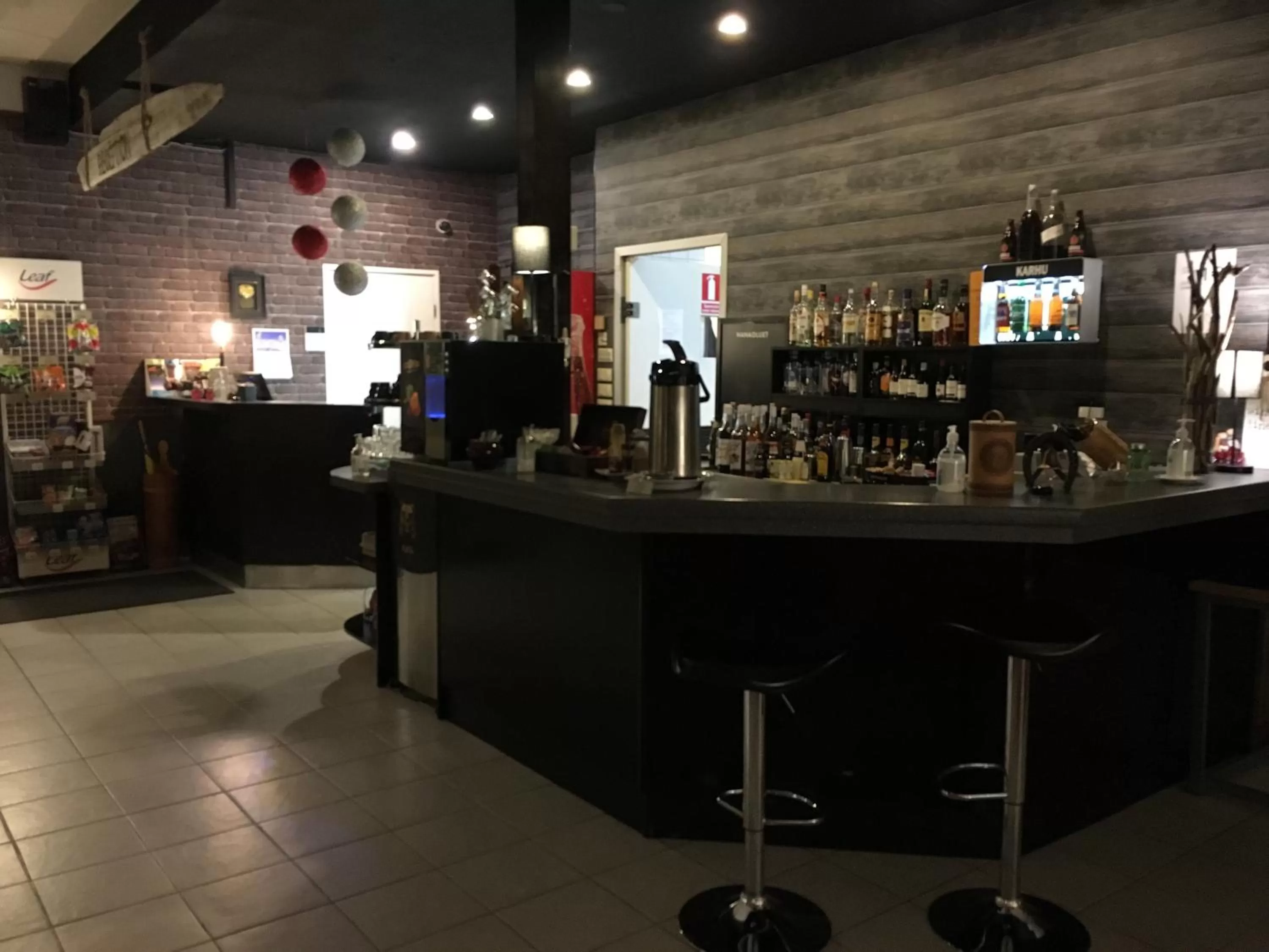 Lounge or bar in Hotel Yöpuu