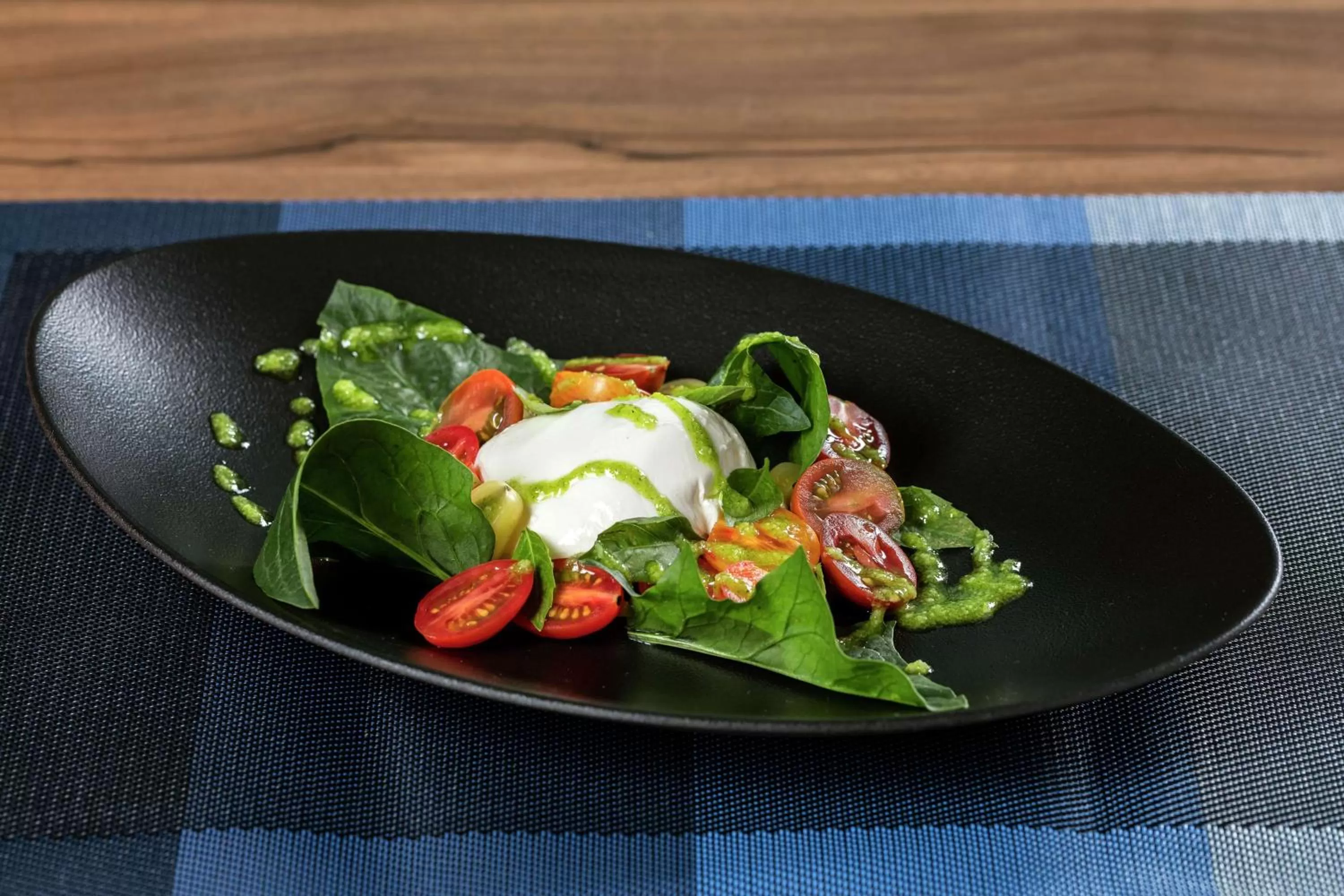 Restaurant/places to eat in Hilton Mexico City Airport