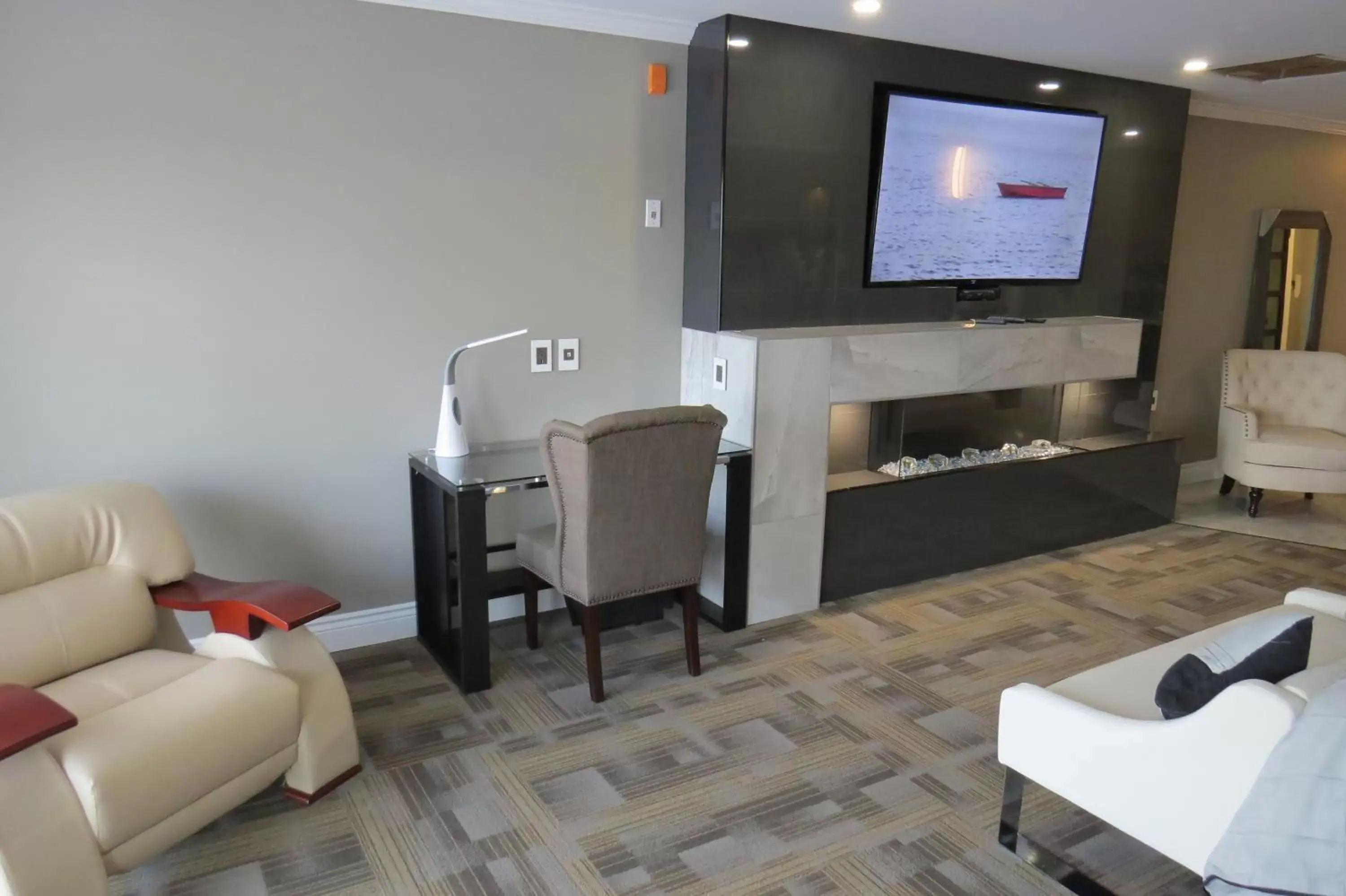 TV/Entertainment Center in Dockside Suites