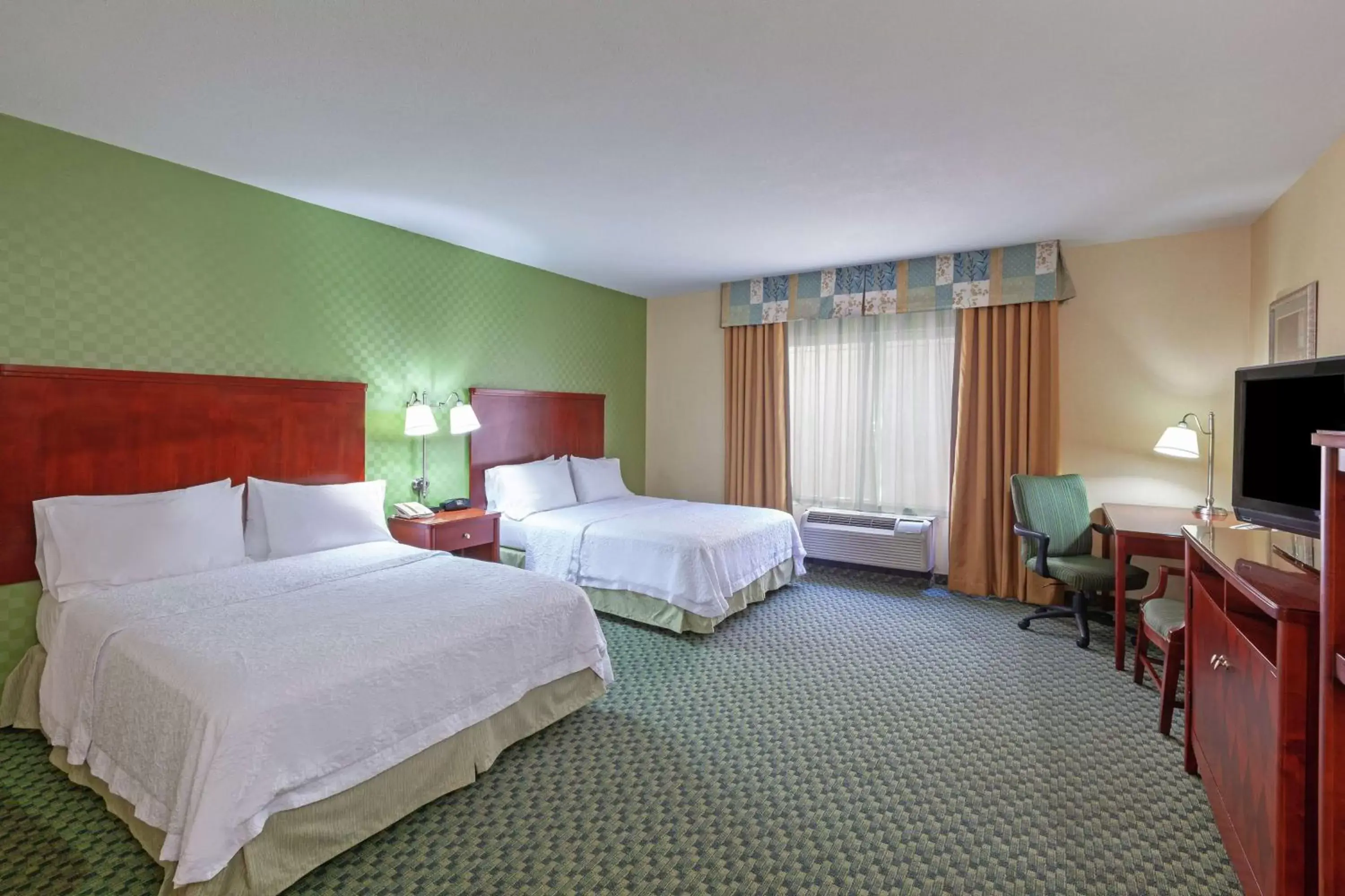 Bedroom, Bed in Hampton Inn & Suites El Paso West