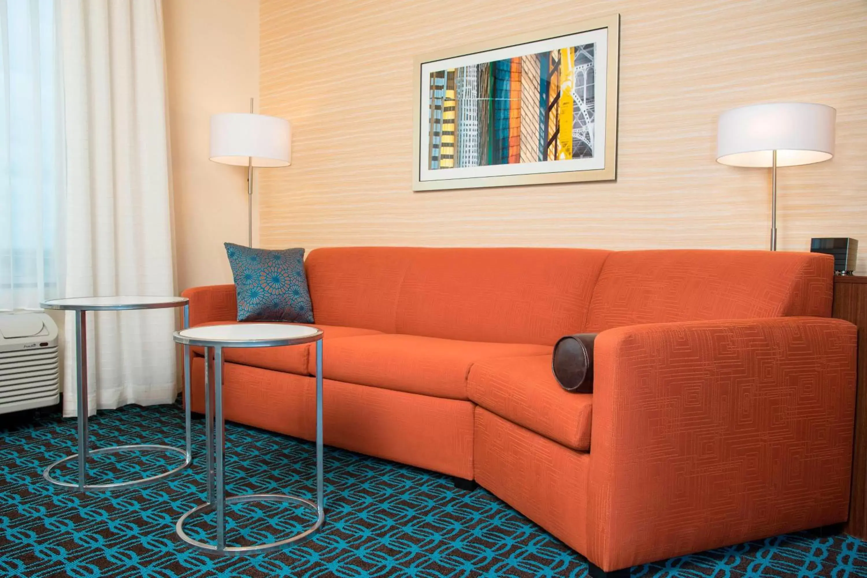 Bedroom, Seating Area in Fairfield Inn & Suites by Marriott Fredericksburg