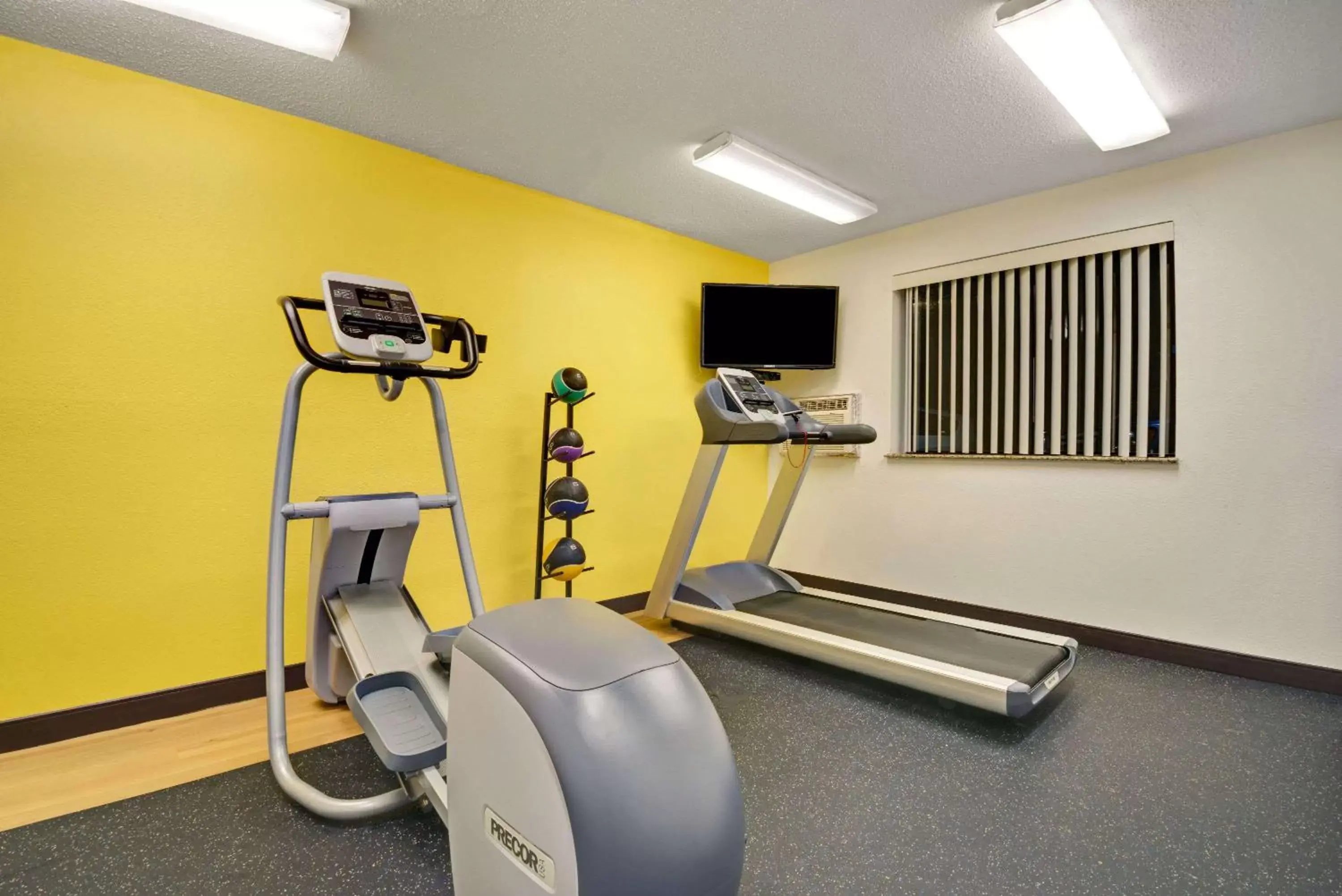 Fitness centre/facilities, Fitness Center/Facilities in Days Inn by Wyndham Torrington