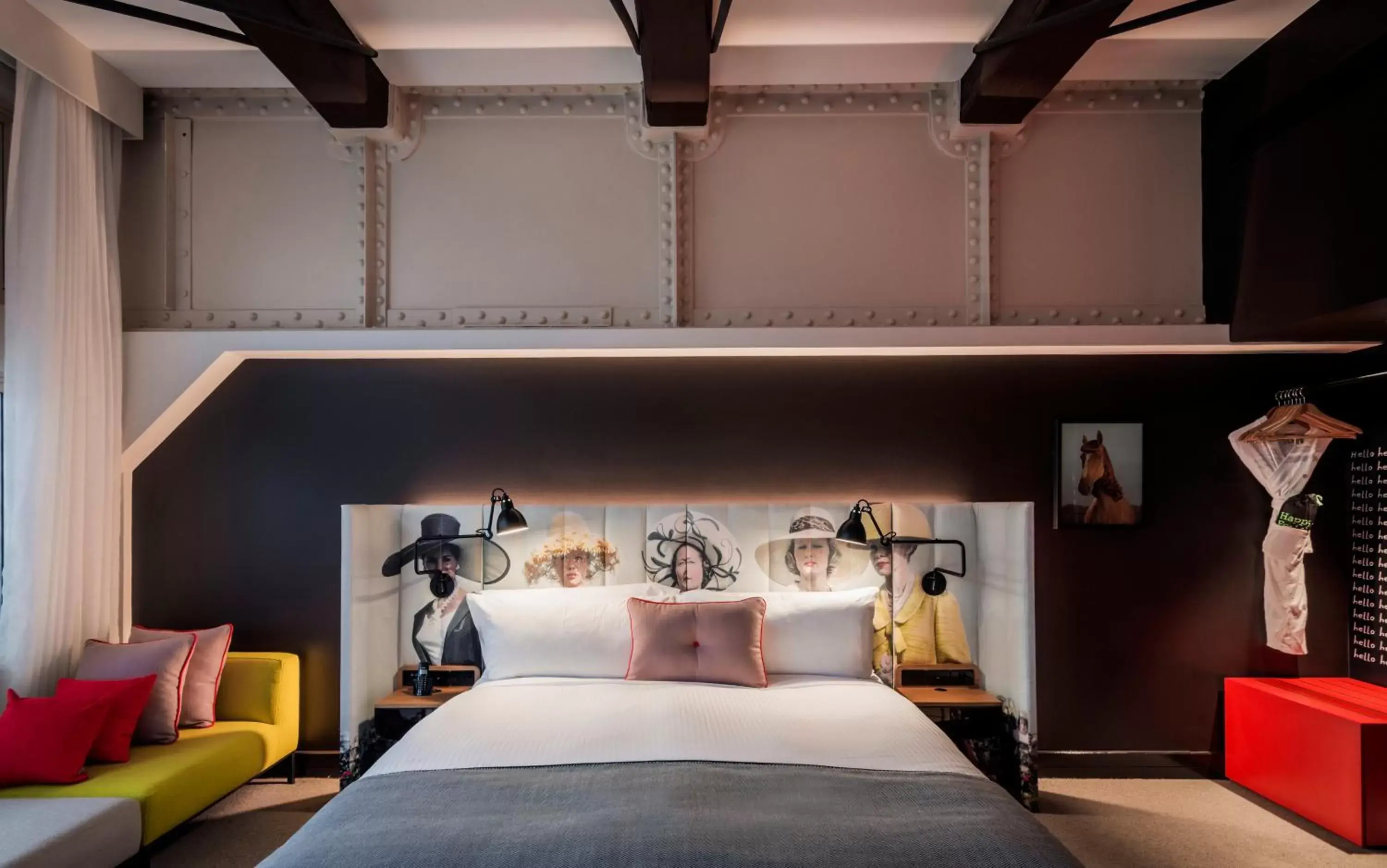 Photo of the whole room, Bed in Ovolo Woolloomooloo