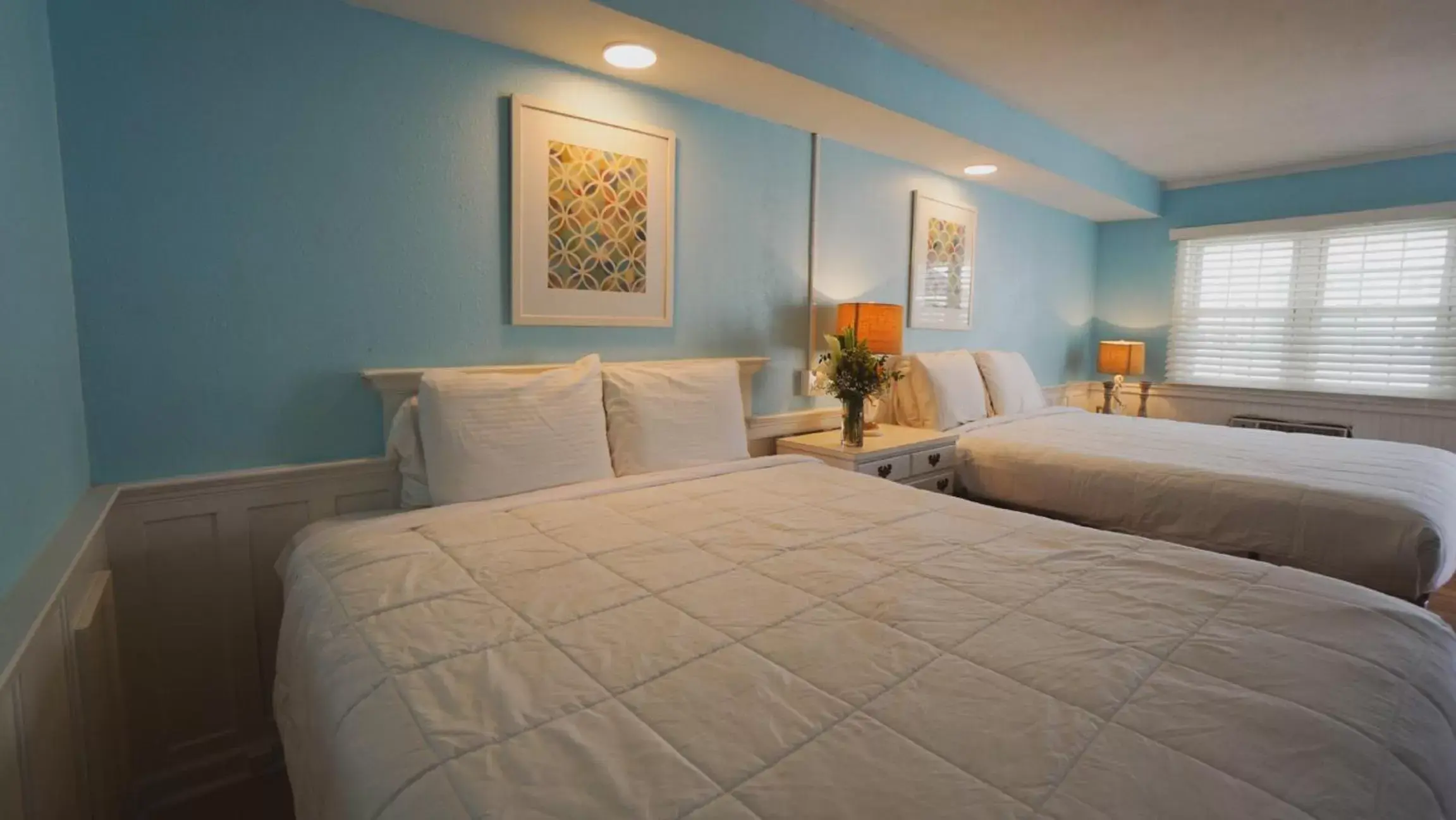 Bed in Saratoga Resort