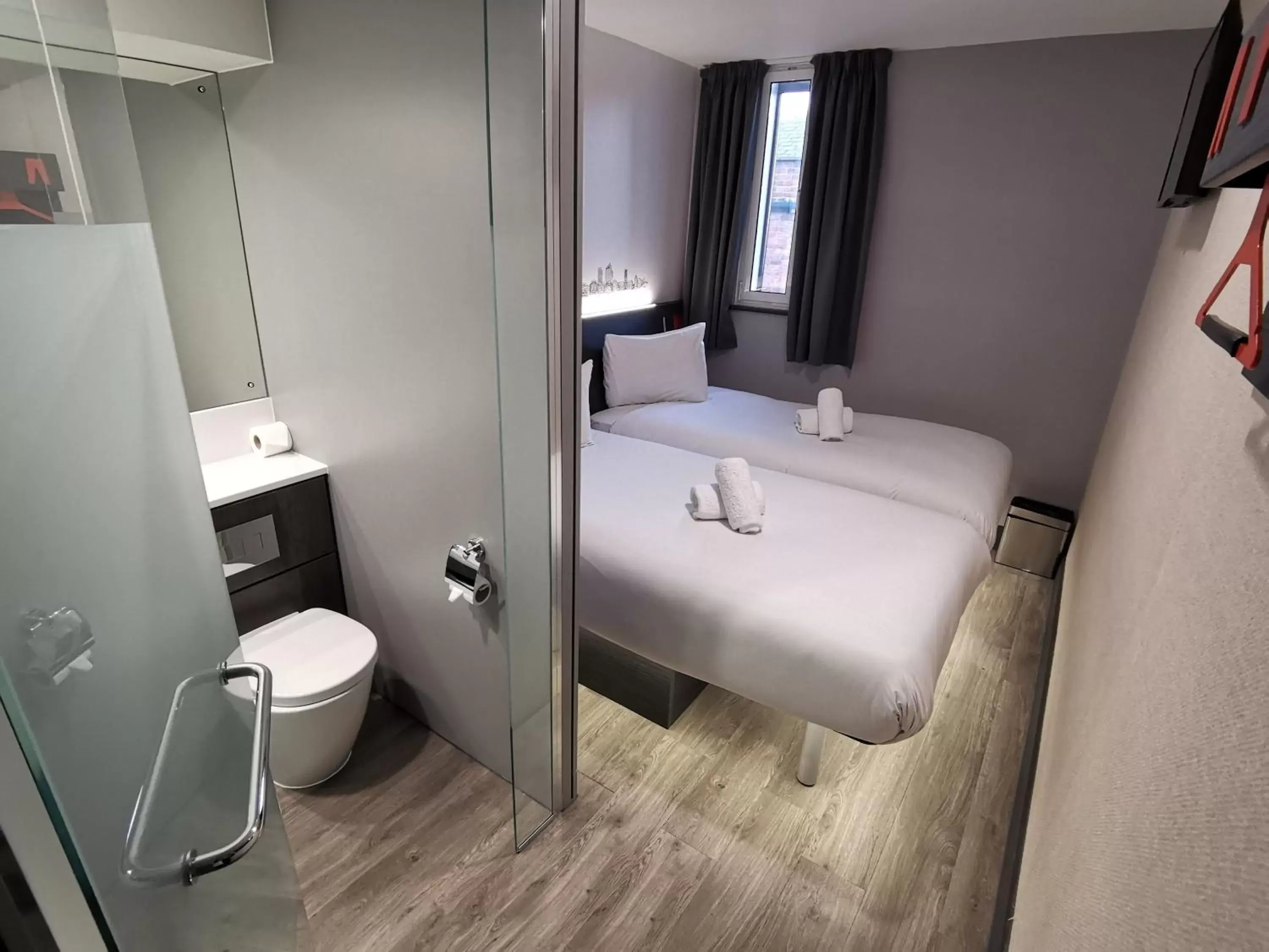 Toilet, Bathroom in easyHotel Leeds