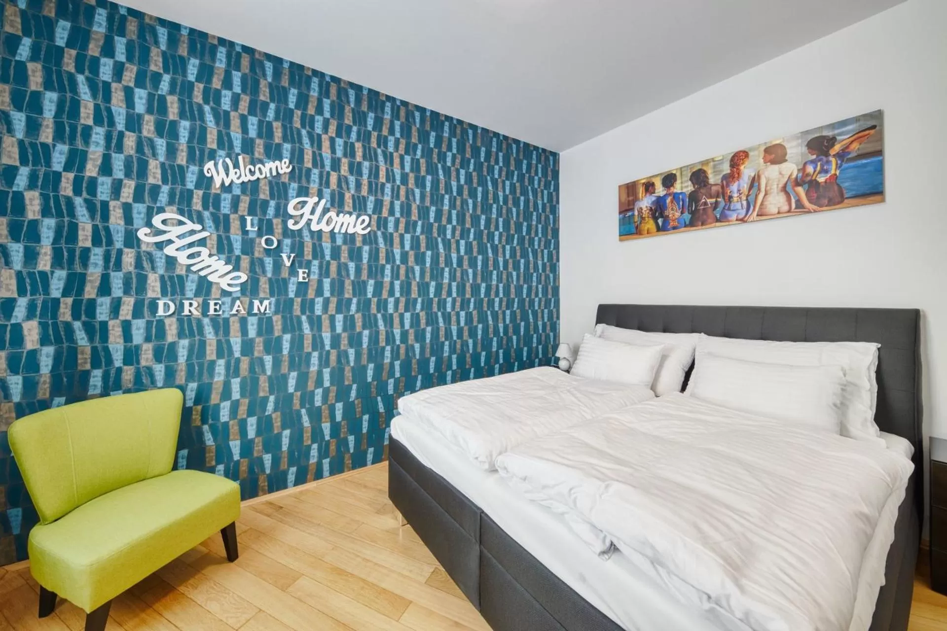 Bedroom, Bed in Aapartamentoos