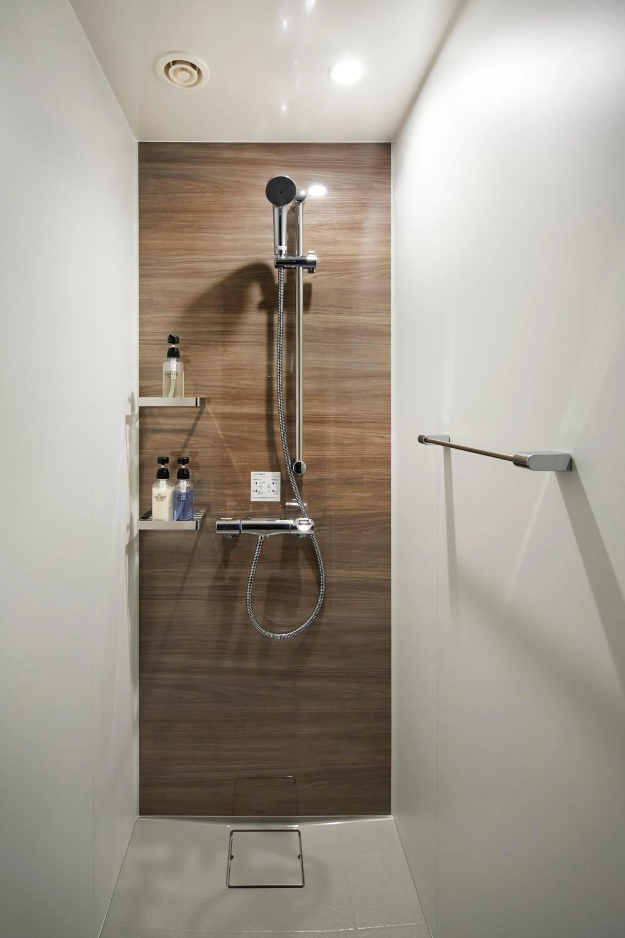 Bathroom in the square hotel GINZA