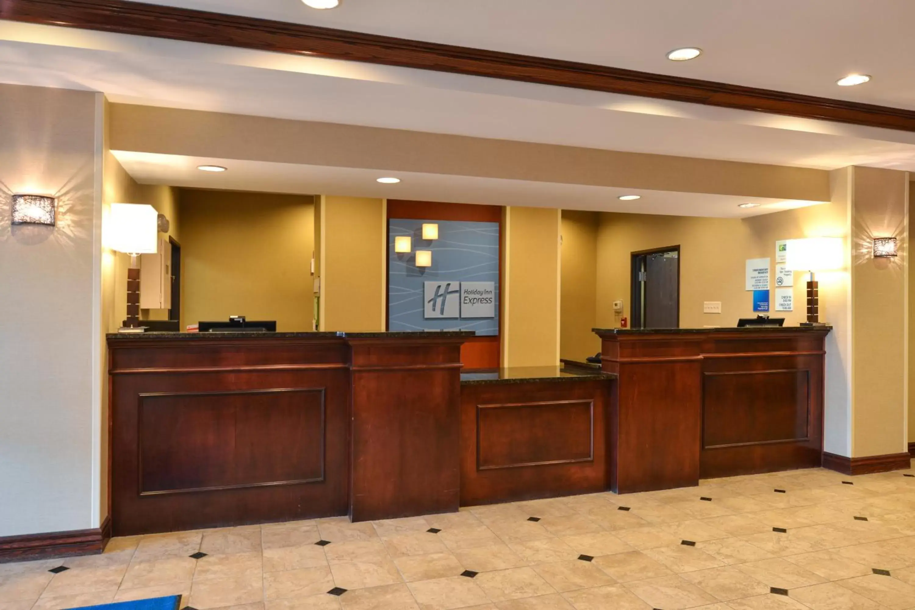 Lobby or reception, Lobby/Reception in Holiday Inn Express Hotel & Suites Cherry Hills, an IHG Hotel
