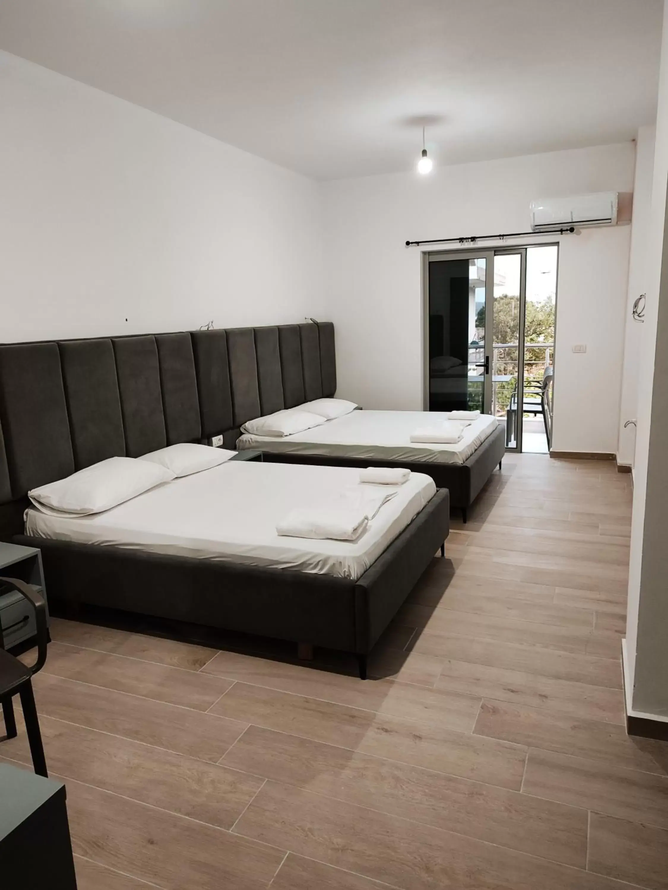 Quadruple Room with Garden View in Petros rooms Quadruple Room with Garden View in Petros rooms