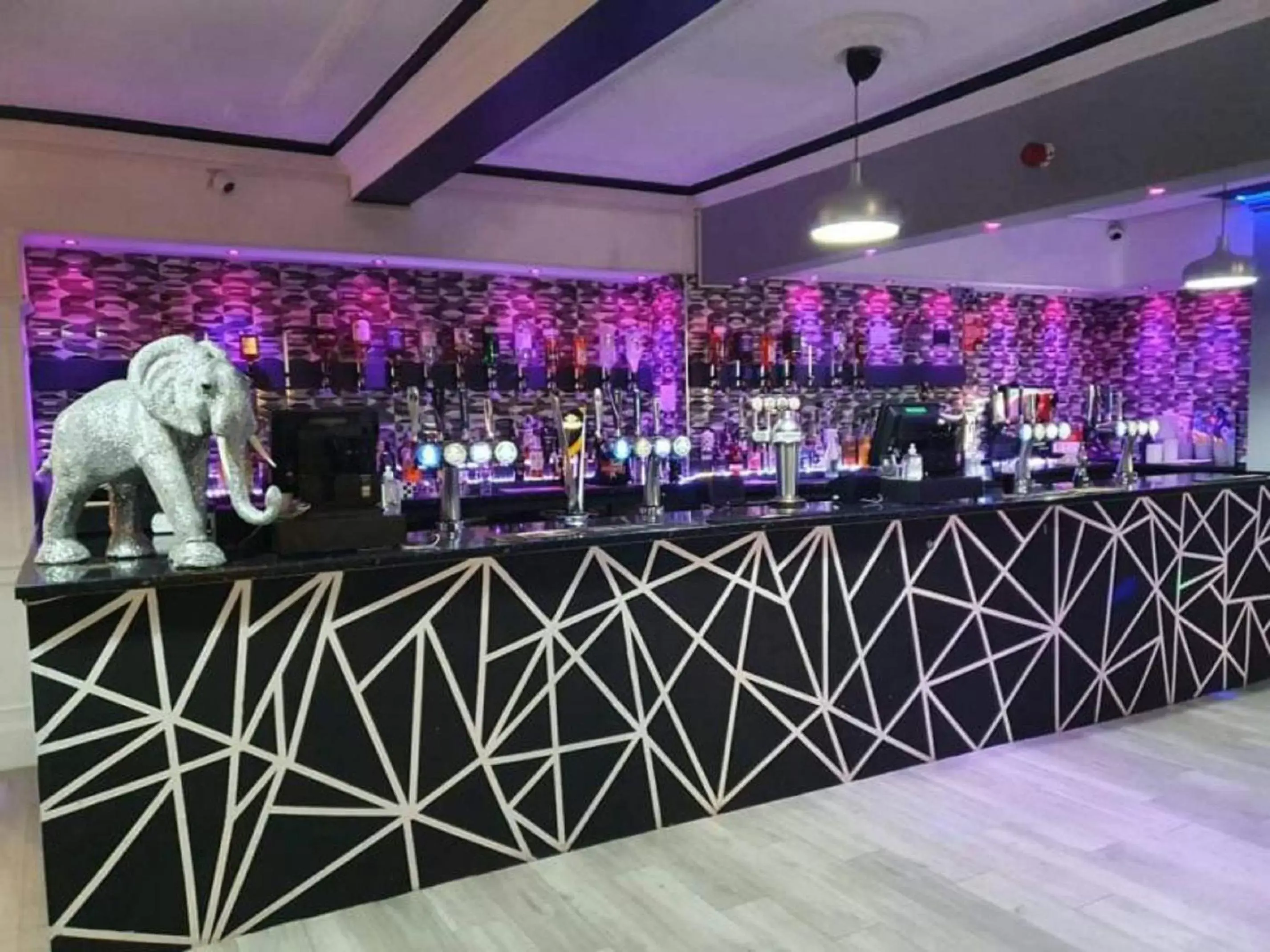 Lounge or bar in South Beach Kings Promenade Hotel