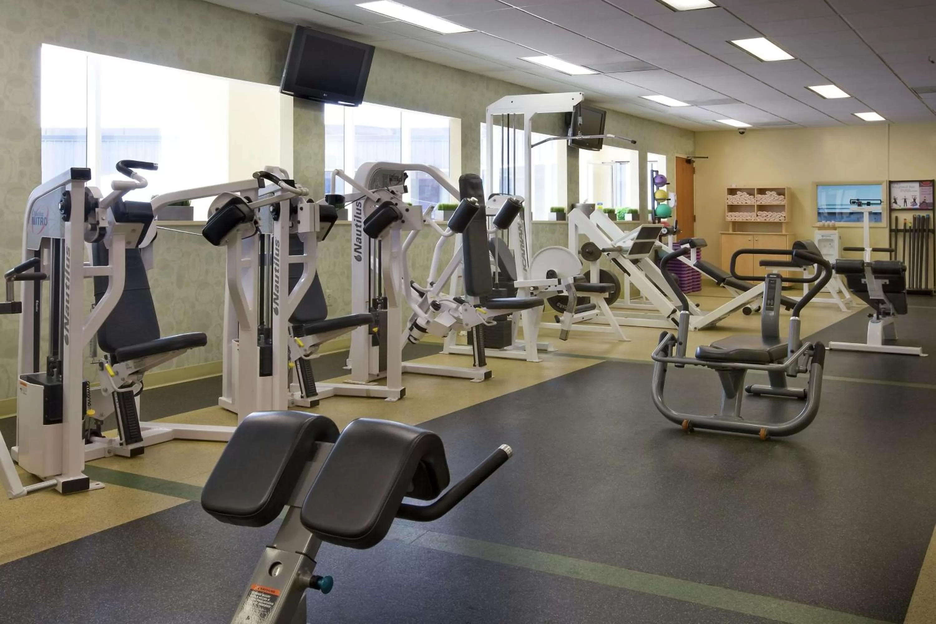 Fitness centre/facilities in Embassy Suites by Hilton Washington DC Chevy Chase Pavilion