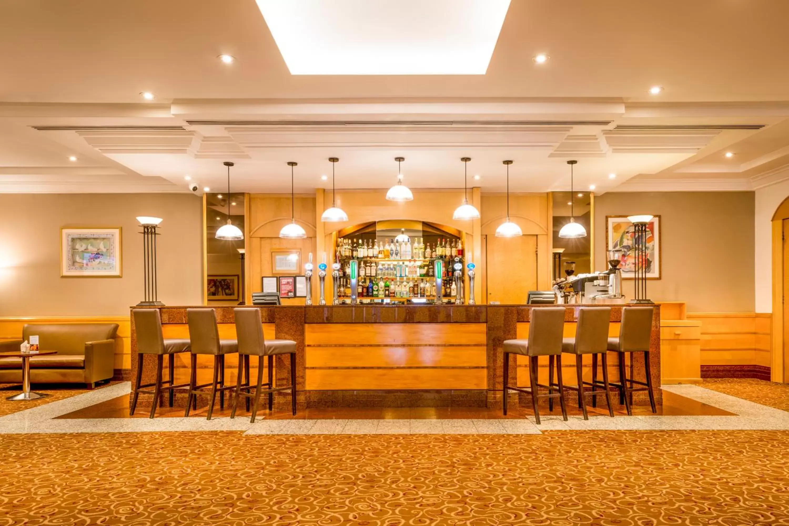 Alcoholic drinks in Copthorne Hotel Slough Windsor