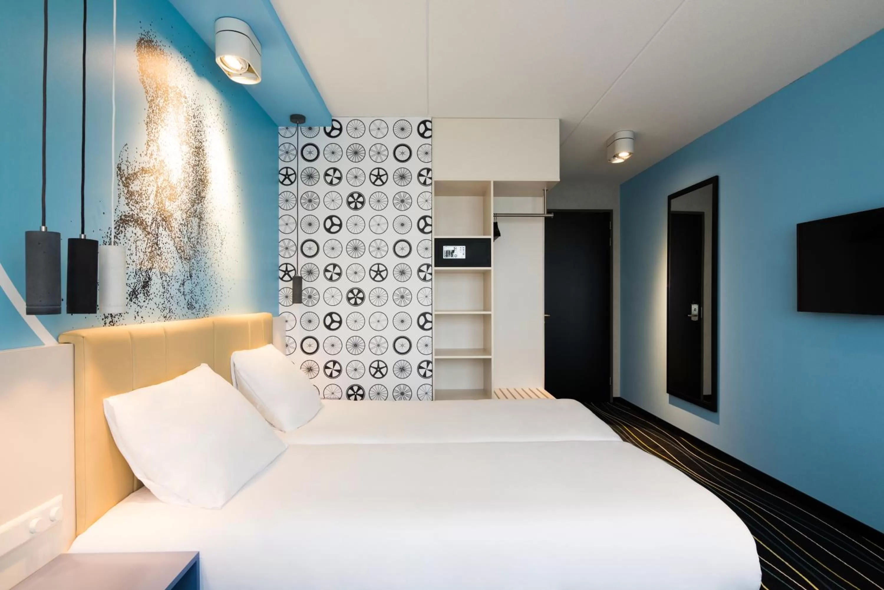 Bed in ibis Styles Haarlem City