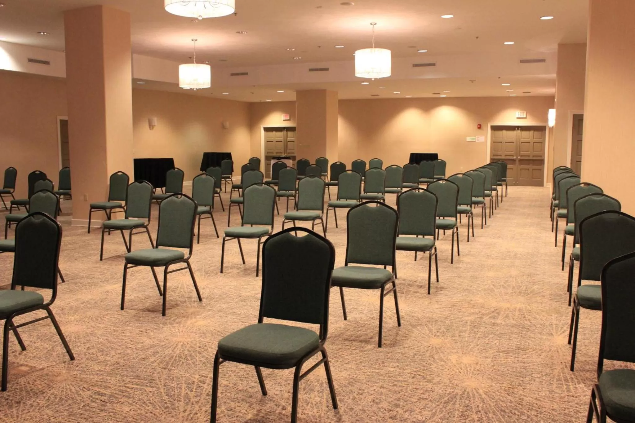 Meeting/conference room in Holiday Inn Miami Beach-Oceanfront by IHG