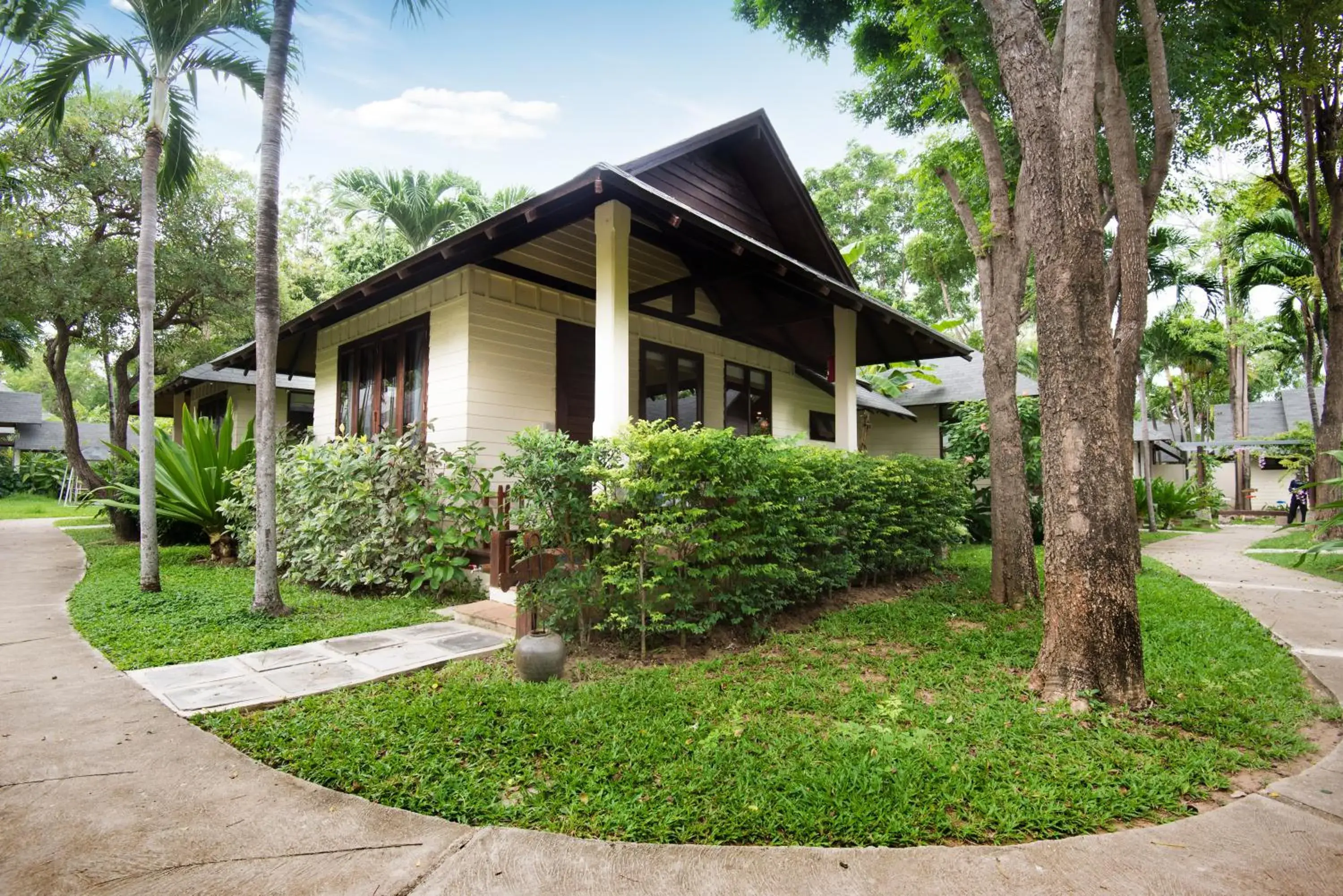 Property Building in Fisherman's Resort