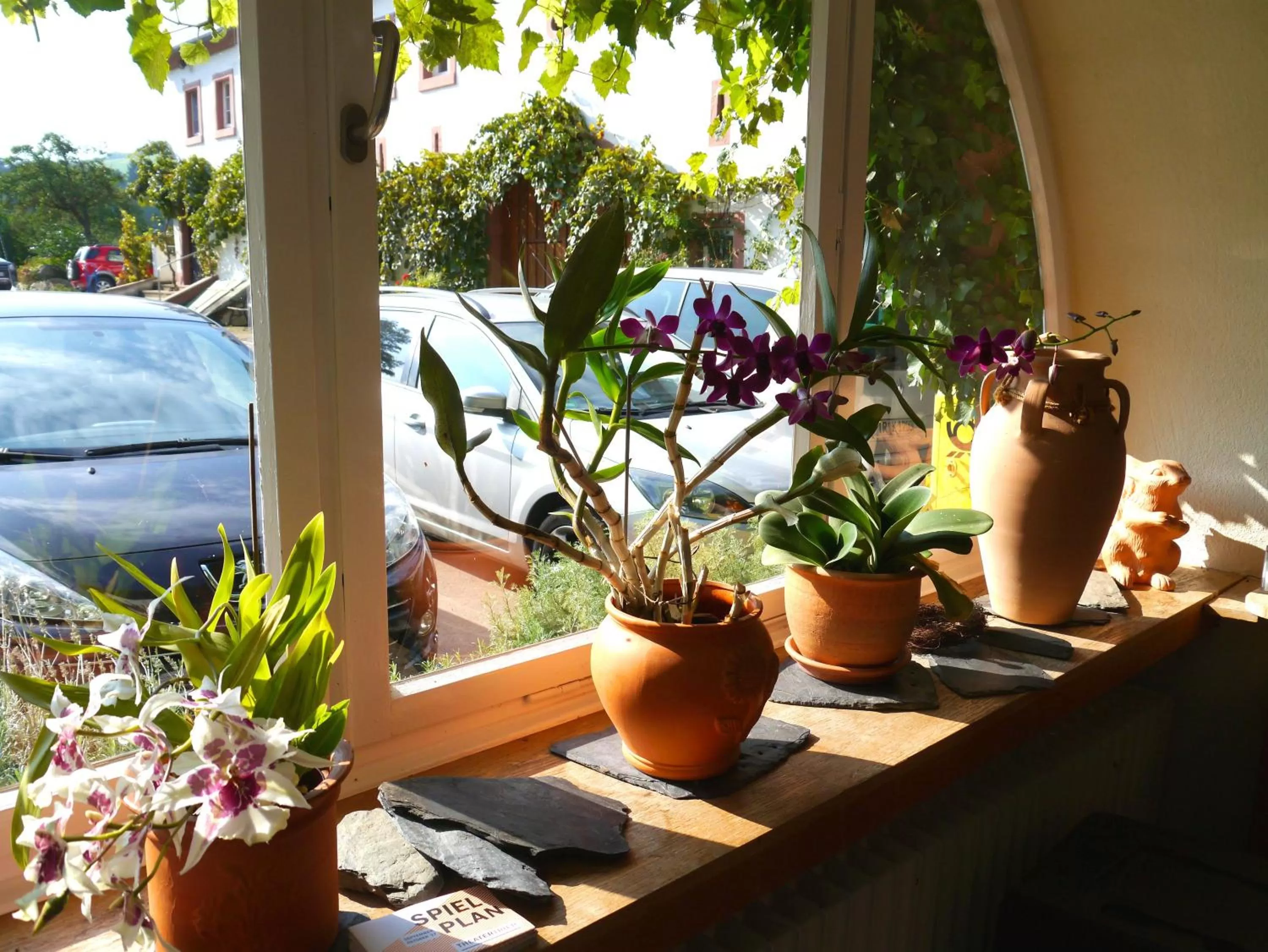 Lobby or reception in Hotel und Weingut Karlsmühle
