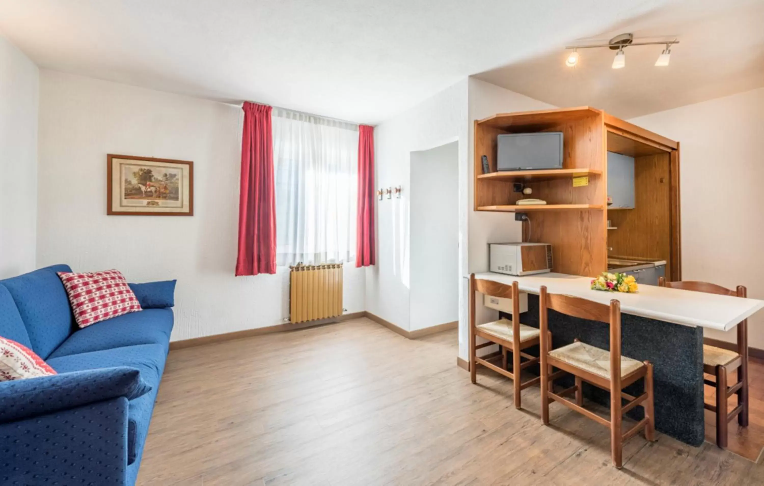 Kitchen or kitchenette, Seating Area in Residence Nevegall