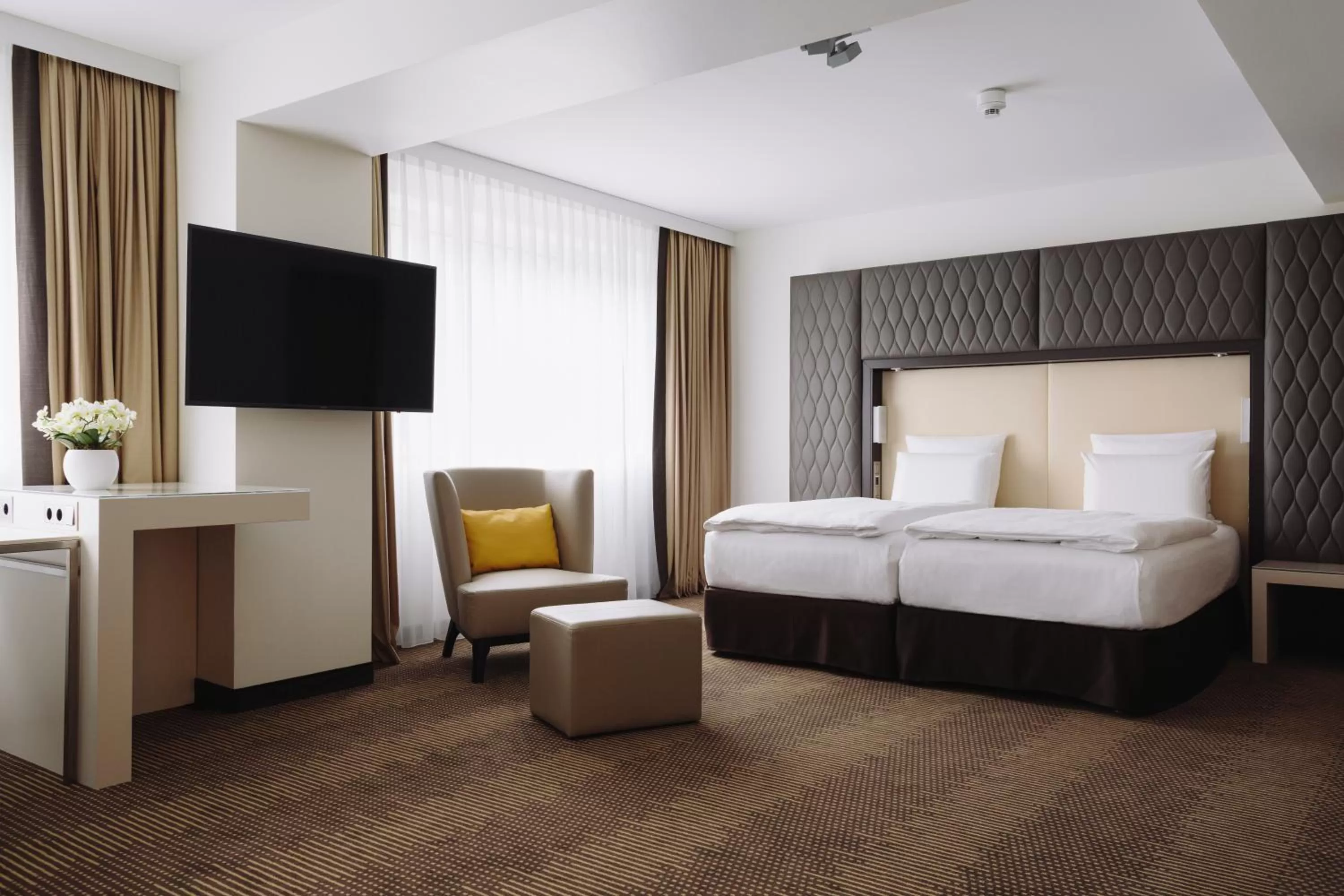 Junior Suite in Pullman Berlin Schweizerhof