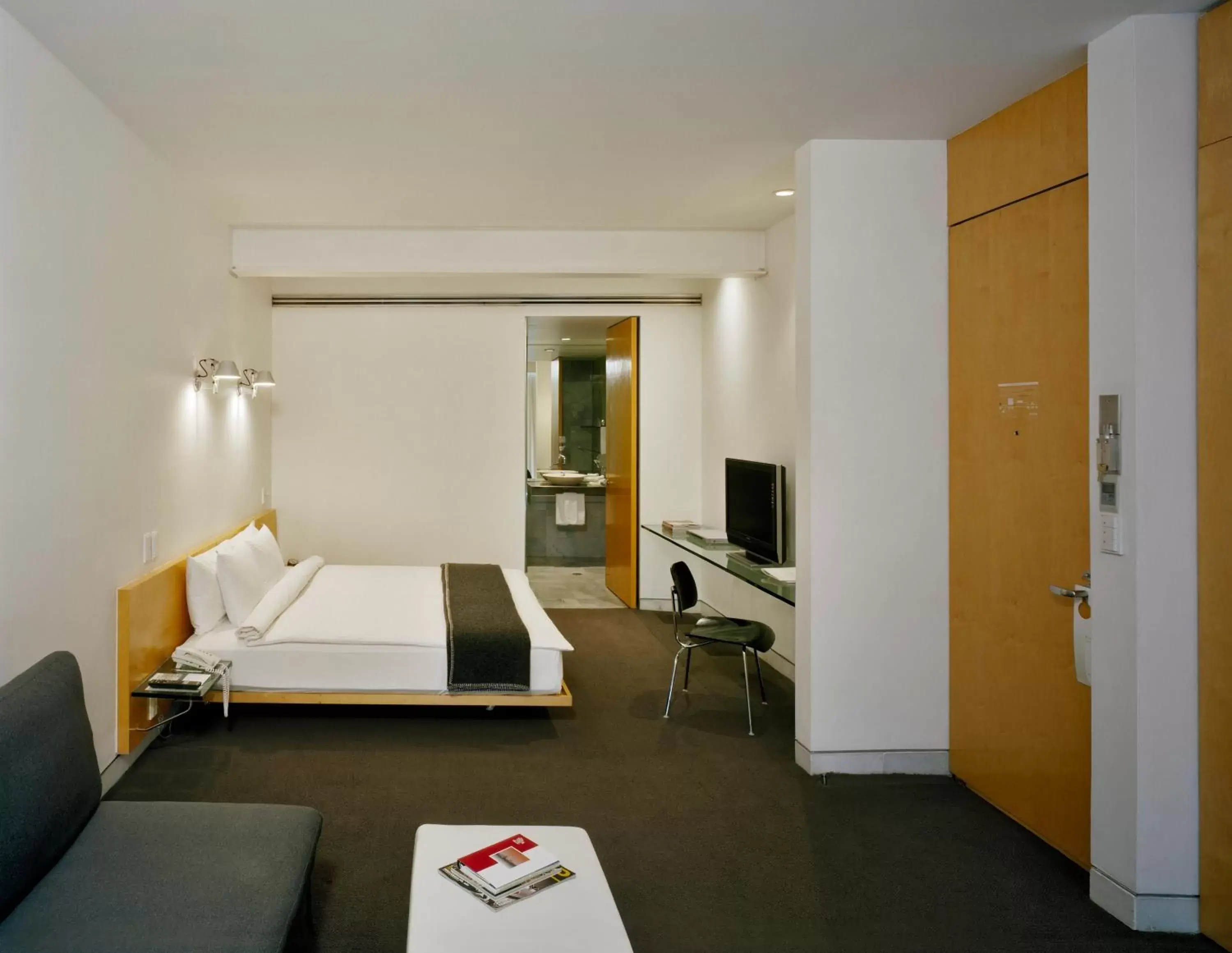 Bed in Habita, Mexico City, a Member of Design Hotels