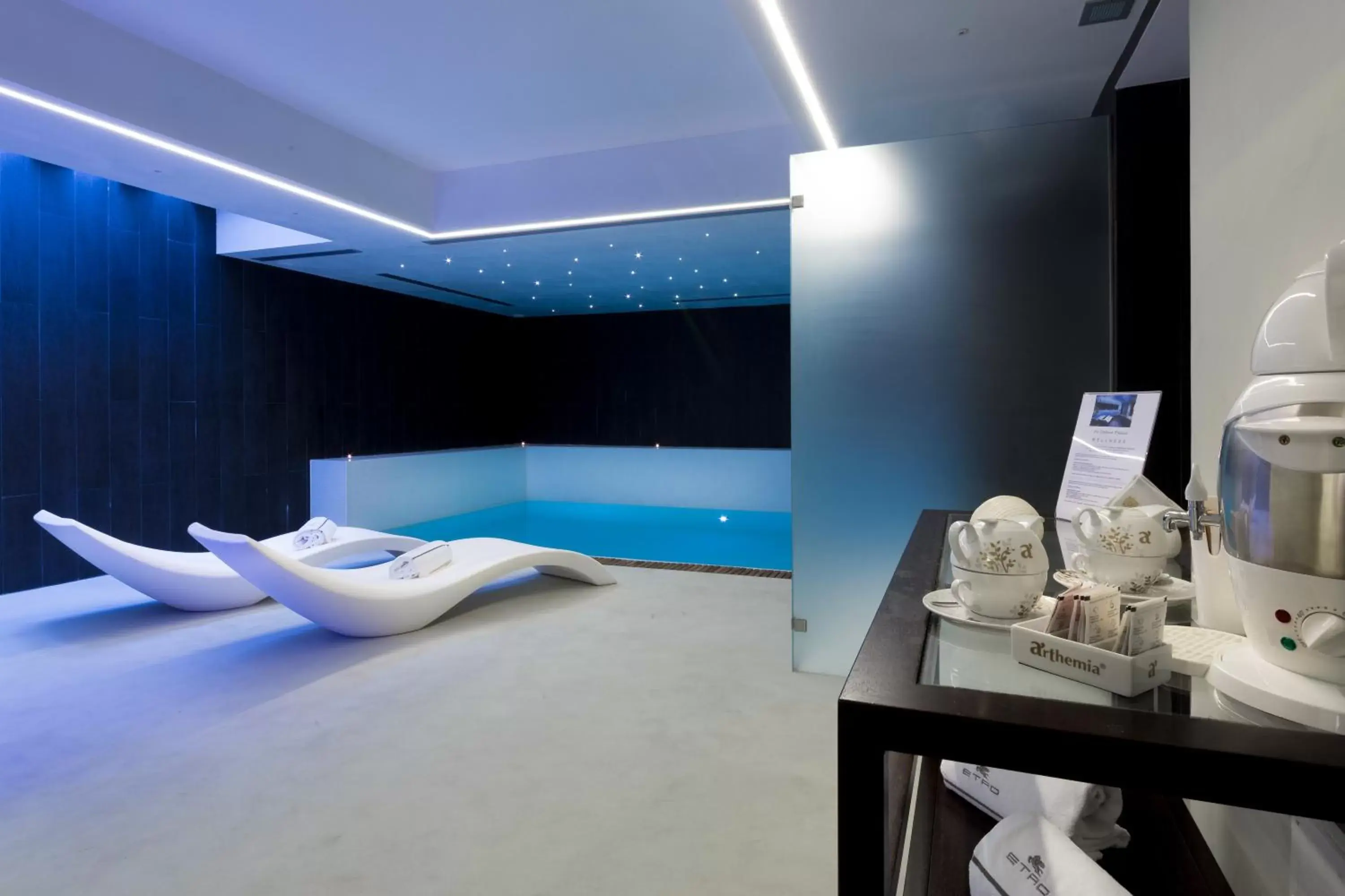 Spa and wellness centre/facilities, Swimming Pool in De Stefano Palace Luxury Hotel