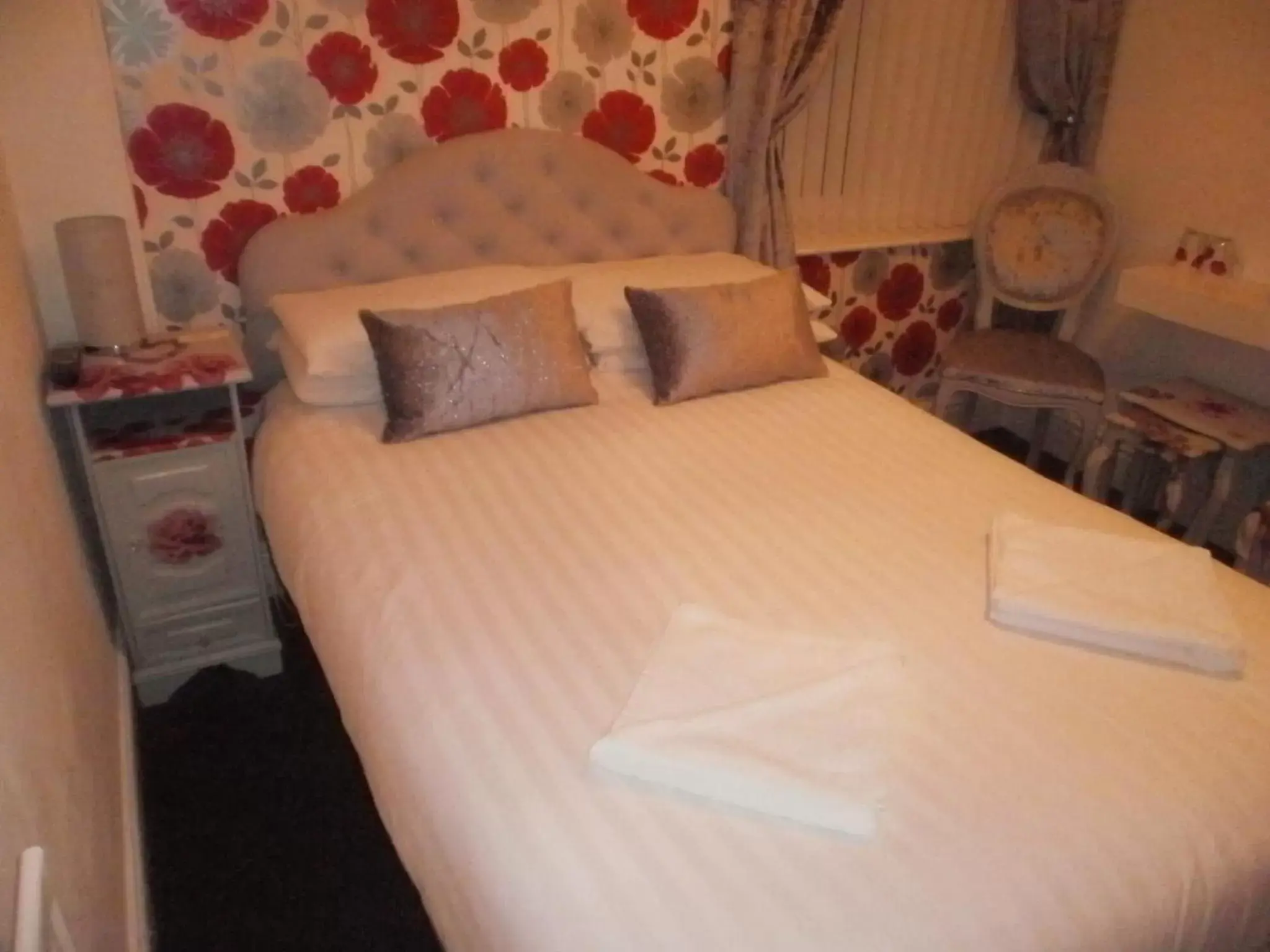 Bedroom, Bed in The Withnell Hotel