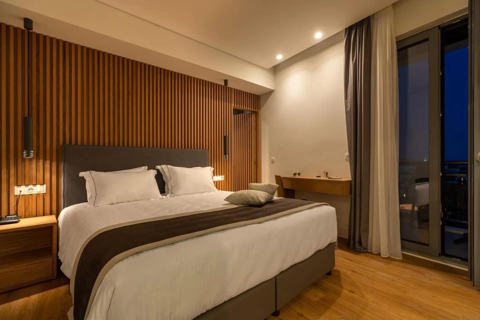 Bedroom, Bed in Glyfada Riviera Hotel