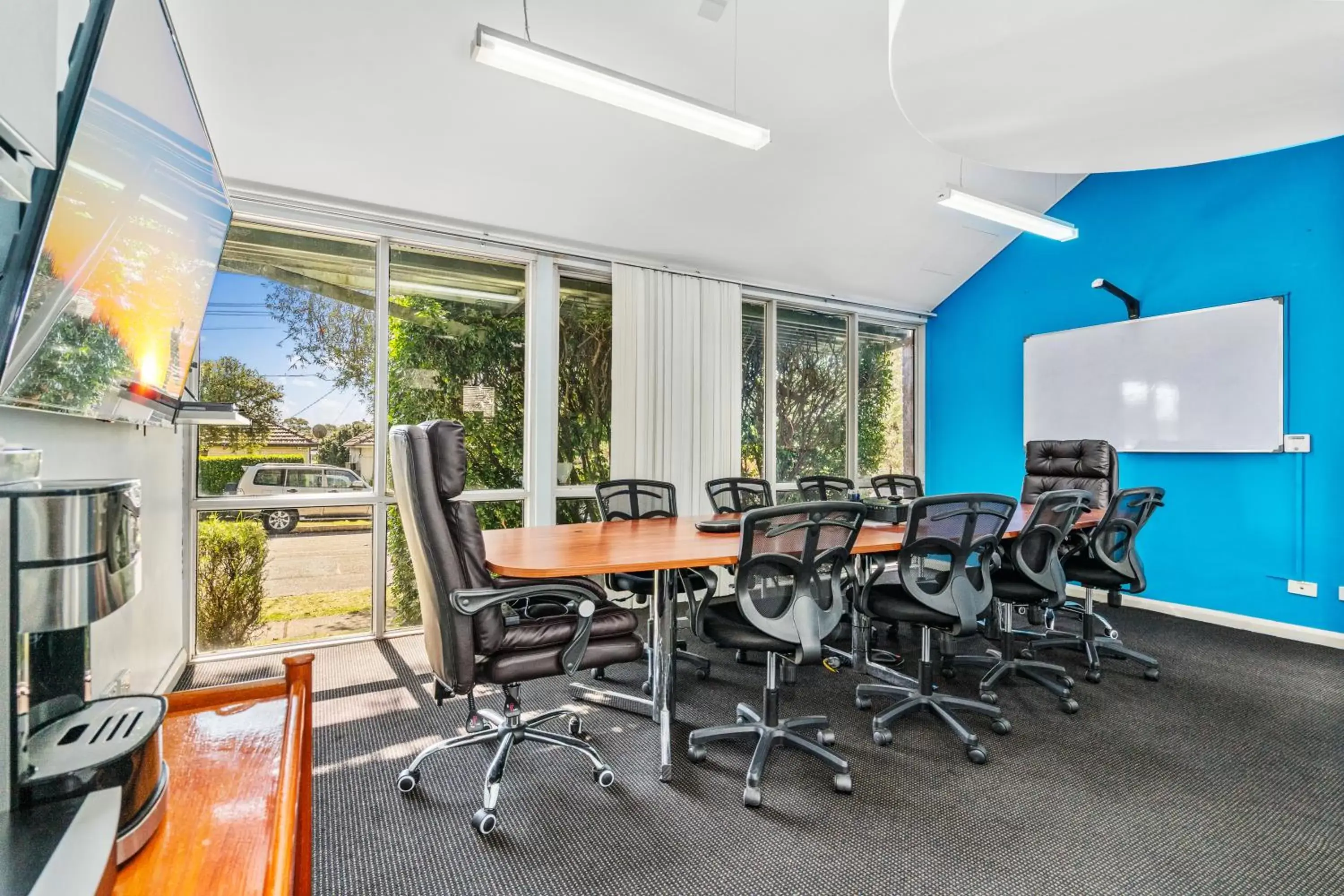 Business facilities in APX Parramatta