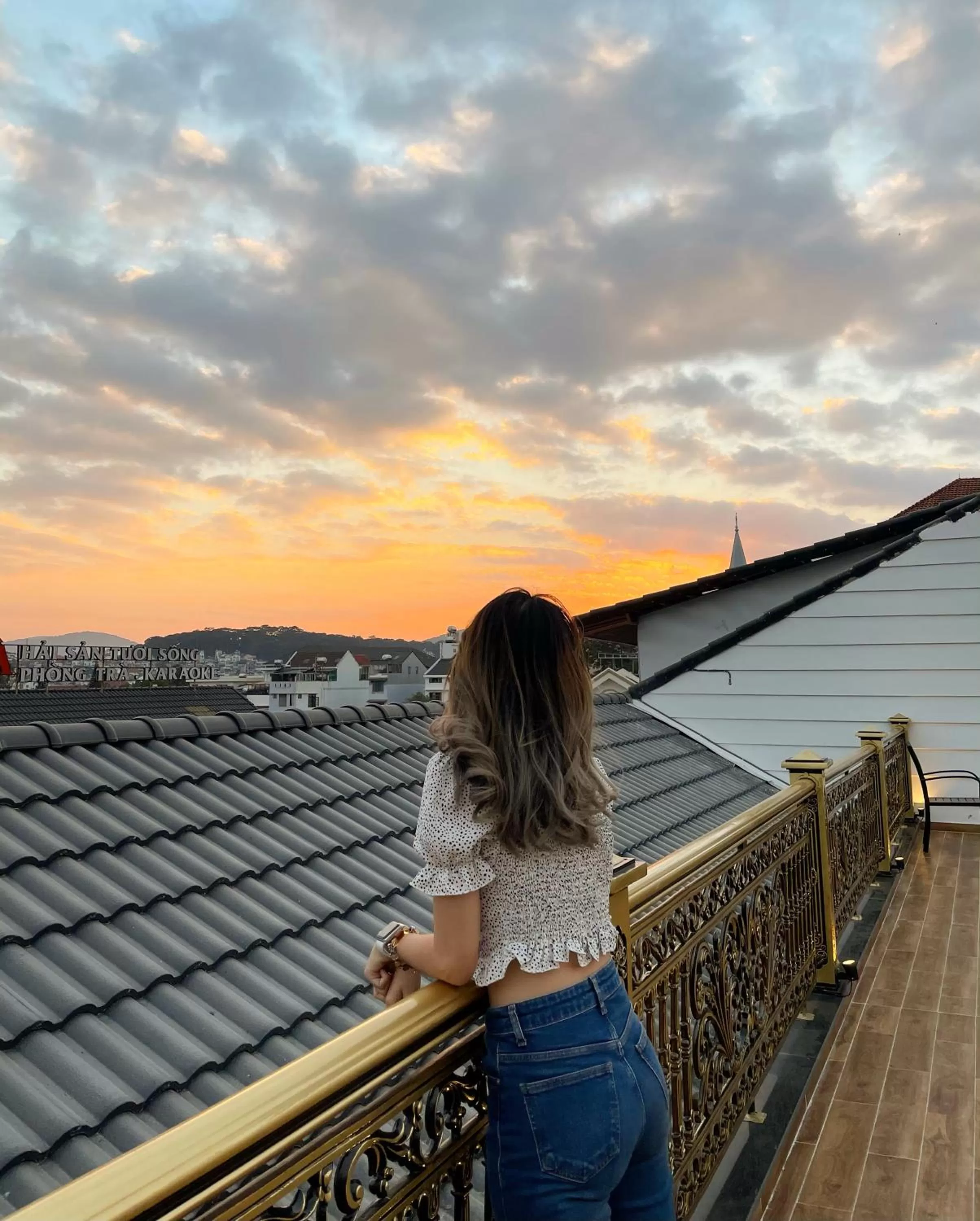 Property building in La Fleur Premium Central Apartment Hotel