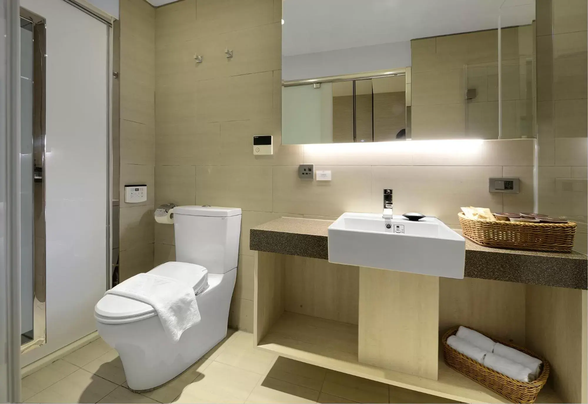 Toilet, Bathroom in Via Hotel Taipei Station
