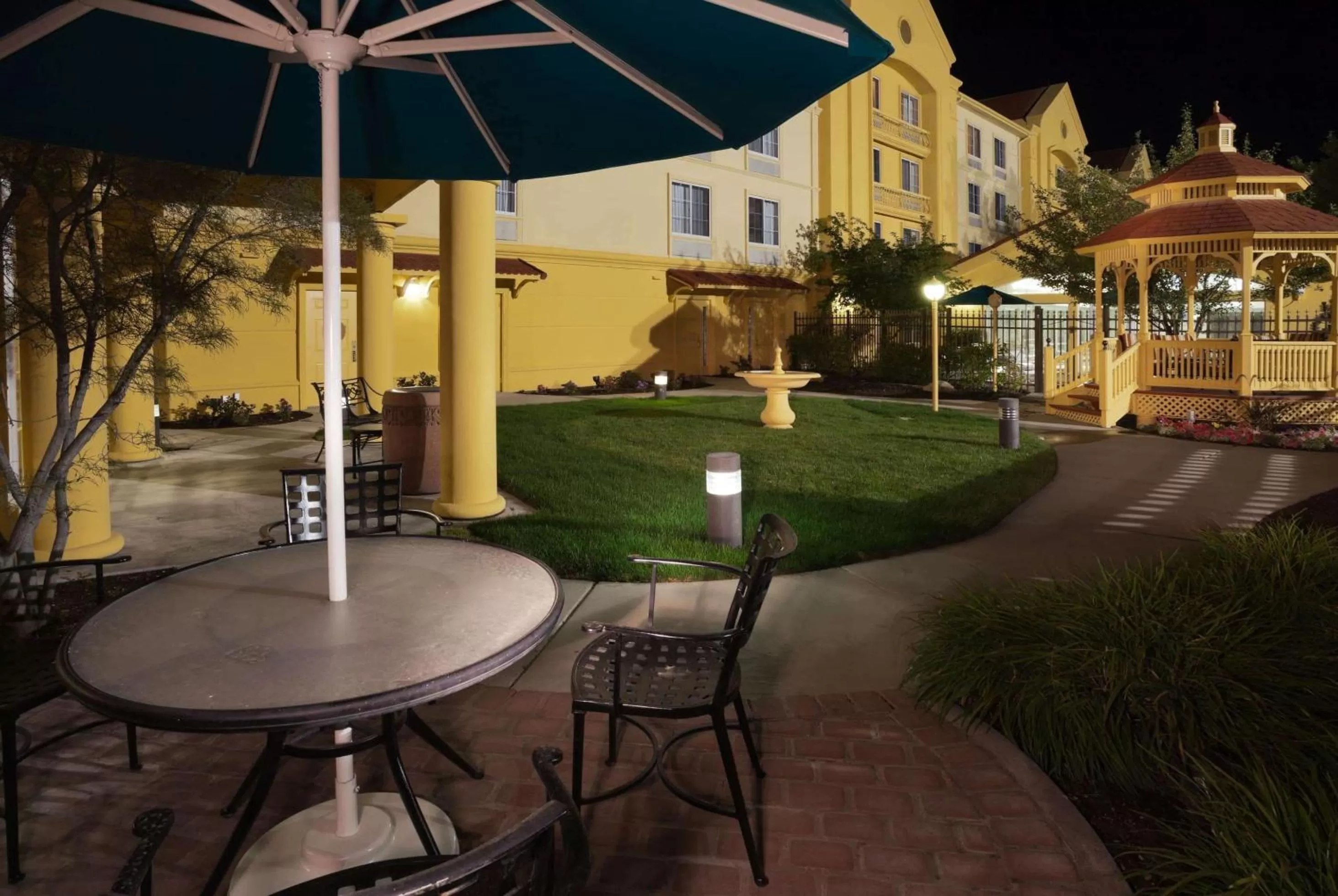 Property building in La Quinta by Wyndham Salt Lake City Airport