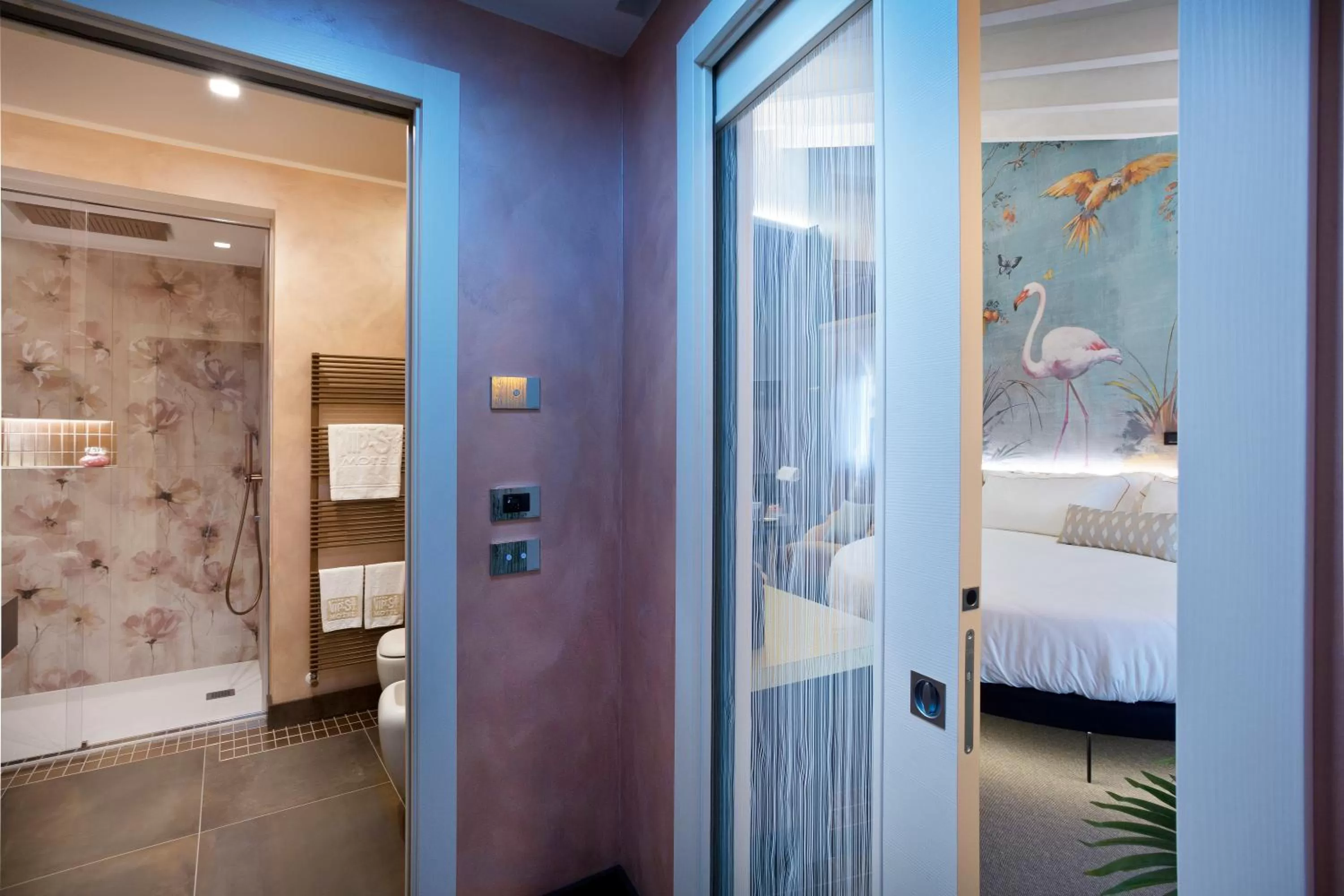 Bed in Vip's Motel Luxury Accommodation & Spa