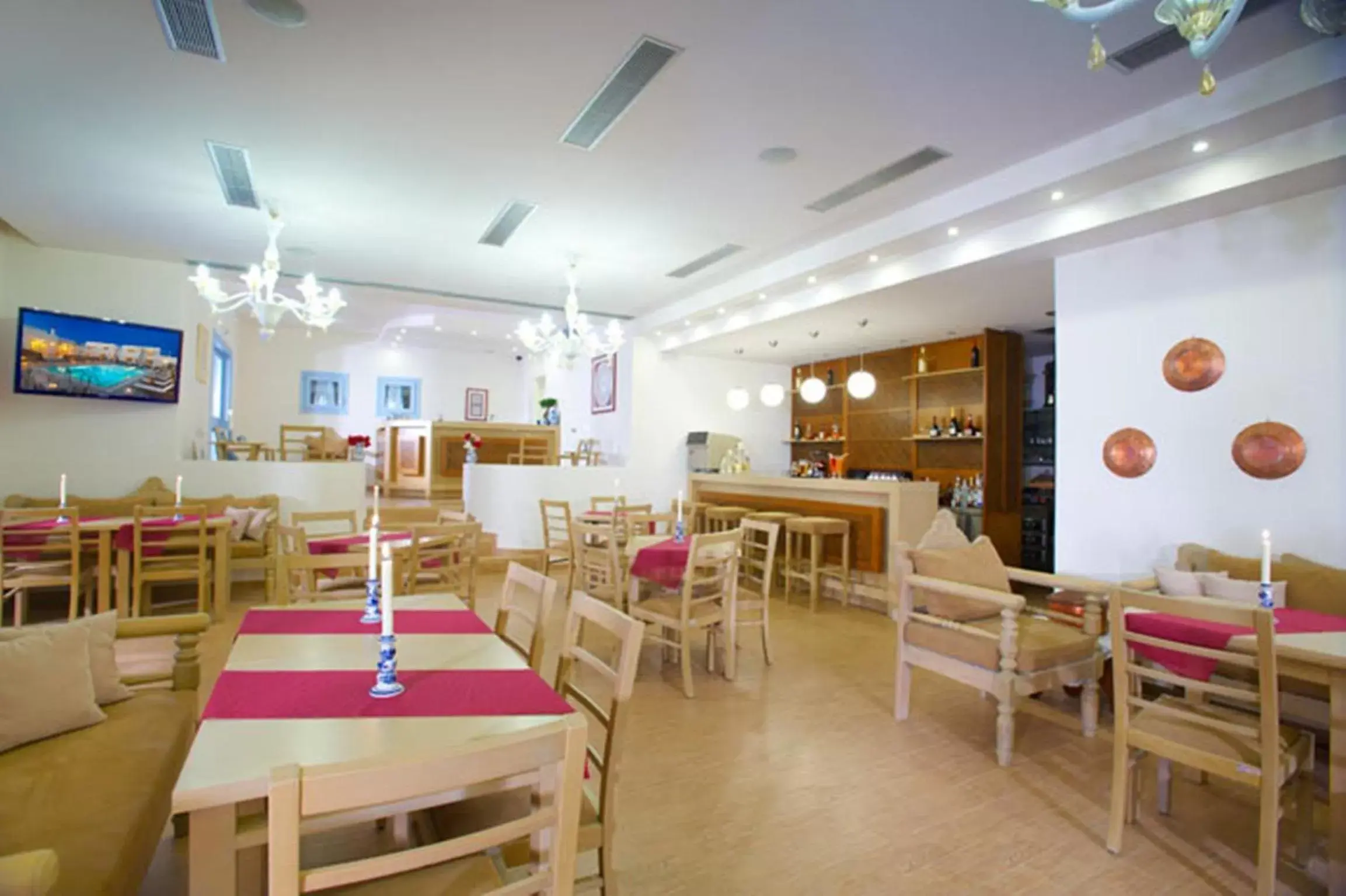 Restaurant/Places to Eat in Perigiali