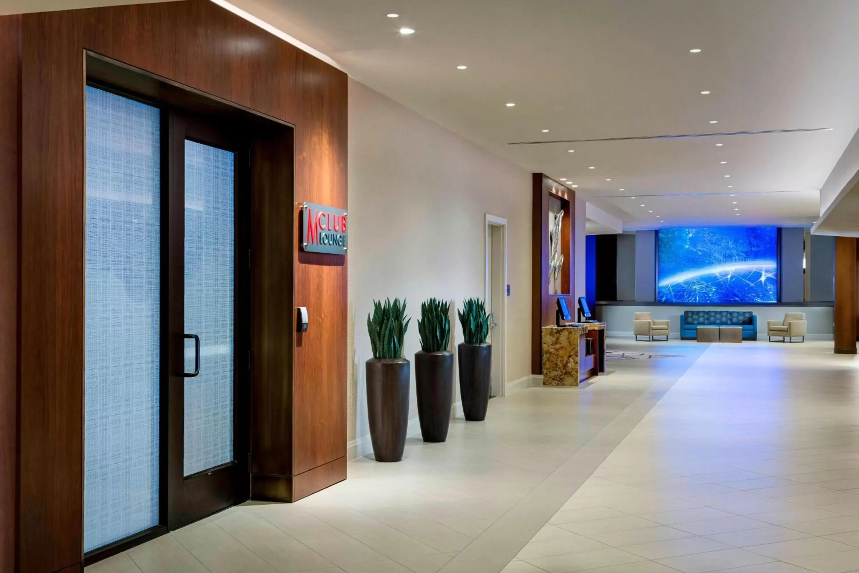 Lobby or reception in Houston Airport Marriott at George Bush Intercontinental
