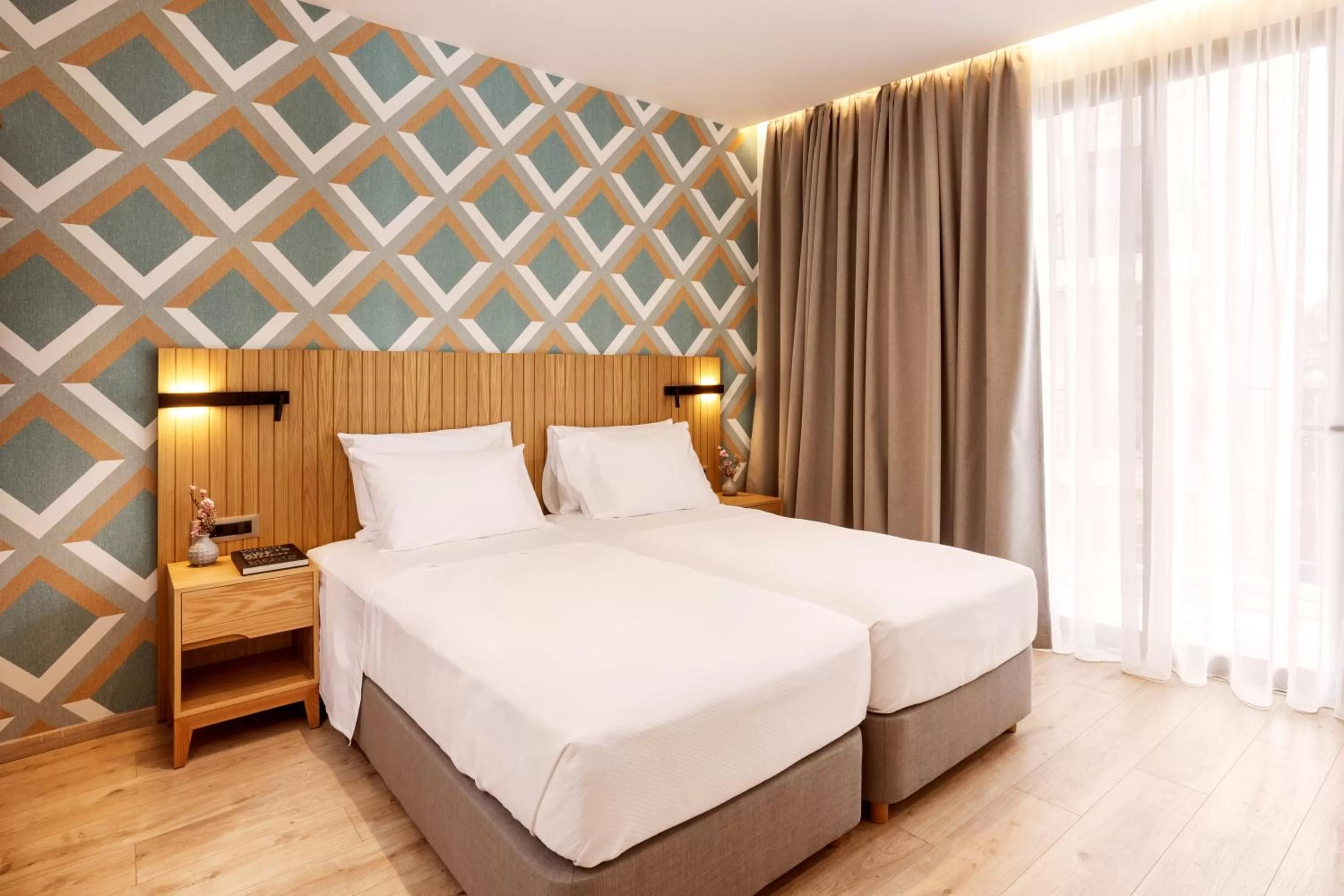 Bed in DAYS City Suites Athens