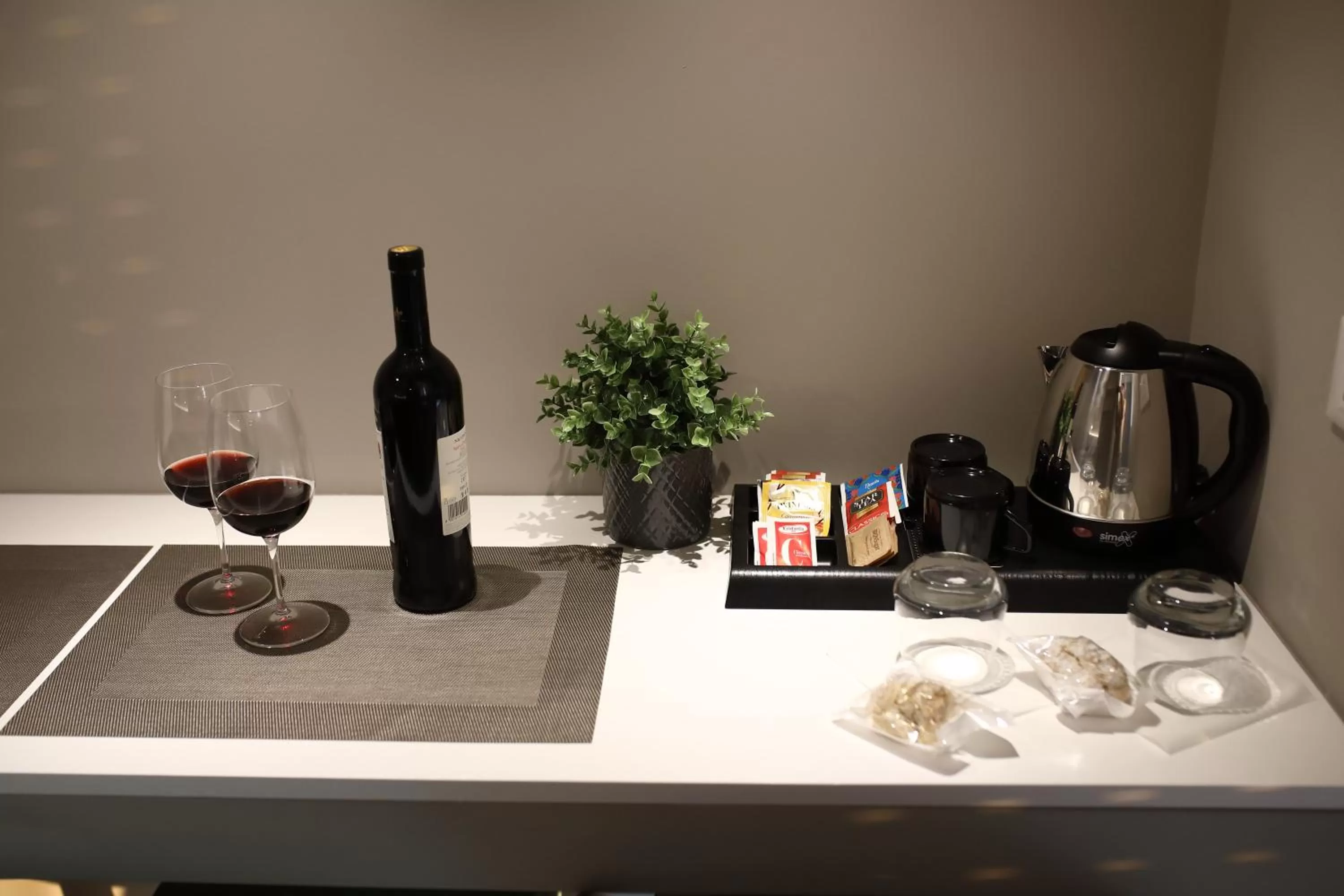 Coffee/tea facilities in Oblò