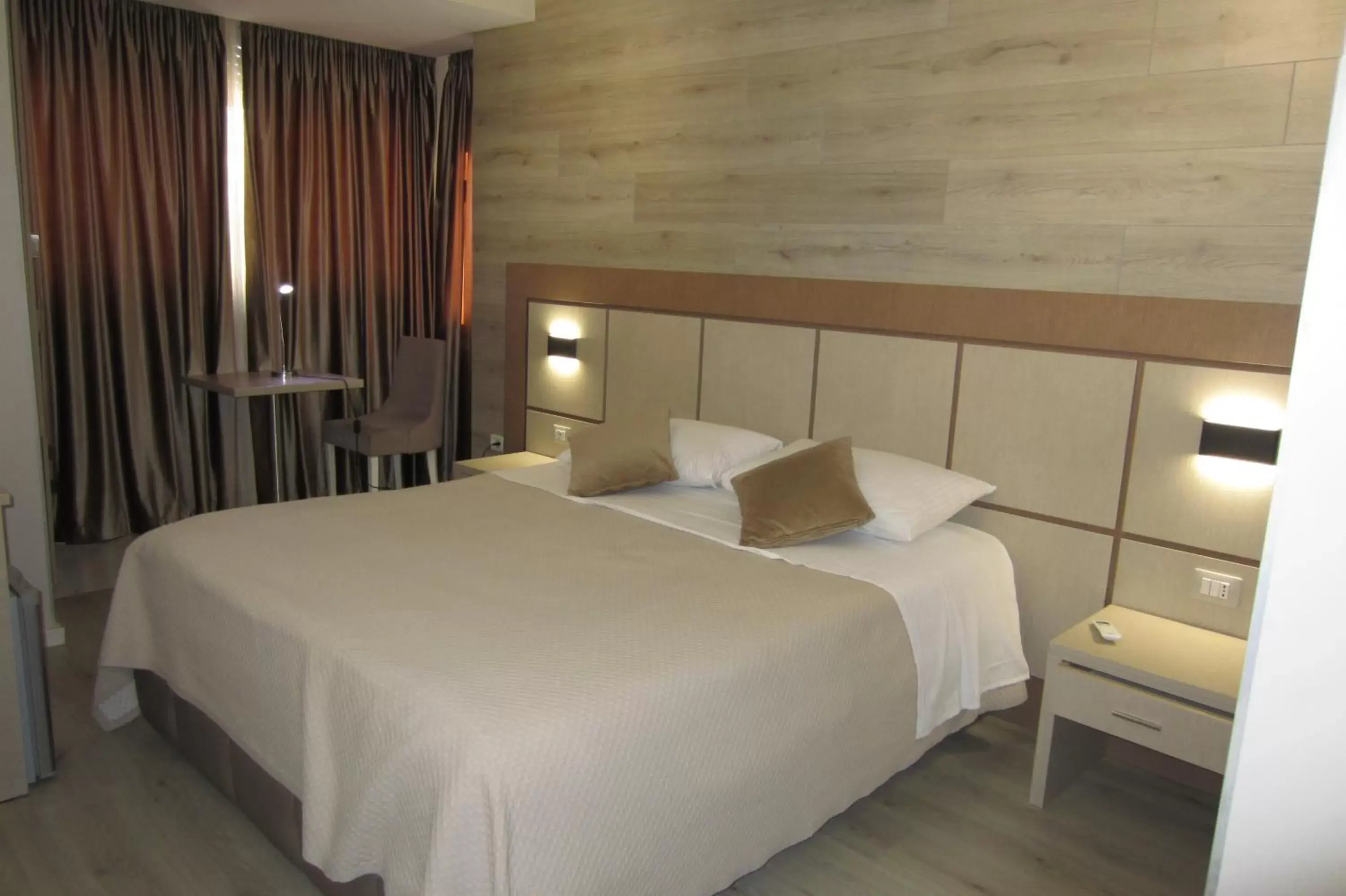 Bedroom, Bed in Freddy's Hotel Bedroom, Bed in Freddy's Hotel